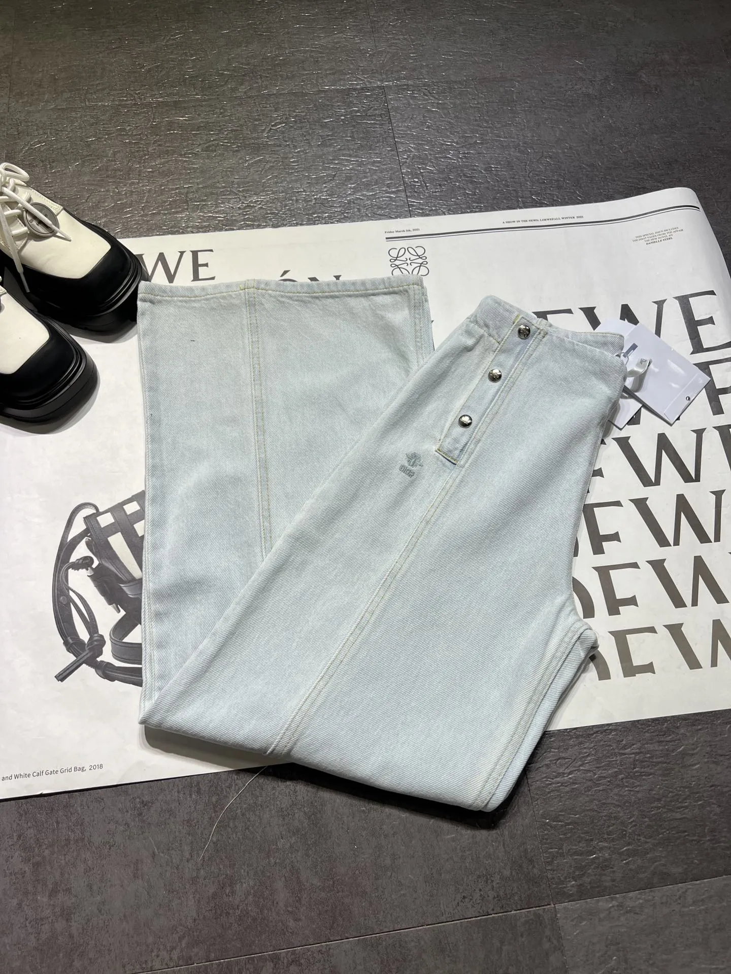 Christian Dior ライトブルー刺繍ワイドパンツ - 画像 (8)