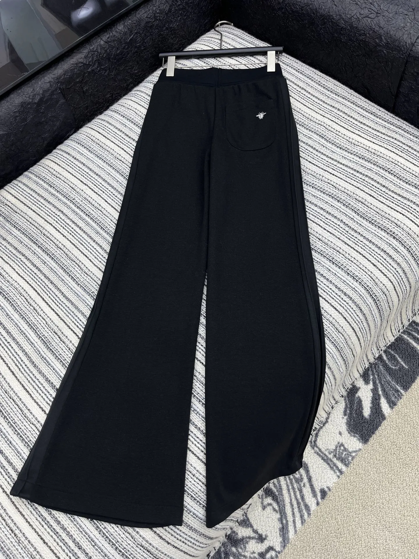 ディオールブラック2025年新作フレアカジュアルパンツ - 画像 (8)