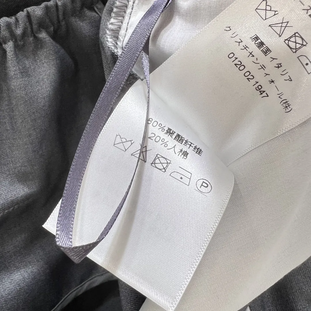 DIOR2025 グレー ボタン柄中ズボン - 画像 (10)