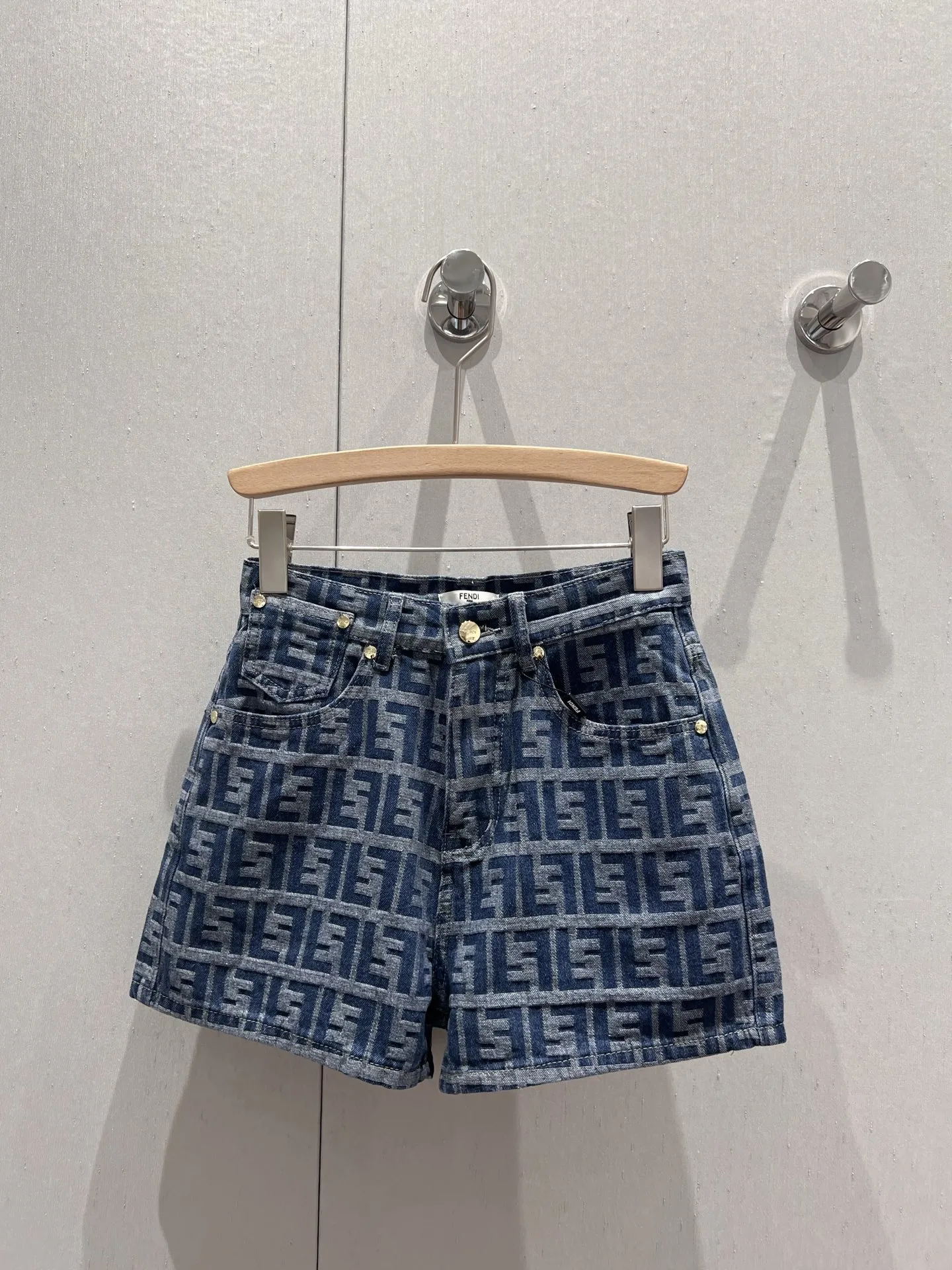 Fendi 2023春夏ブルージーンズショーツSML