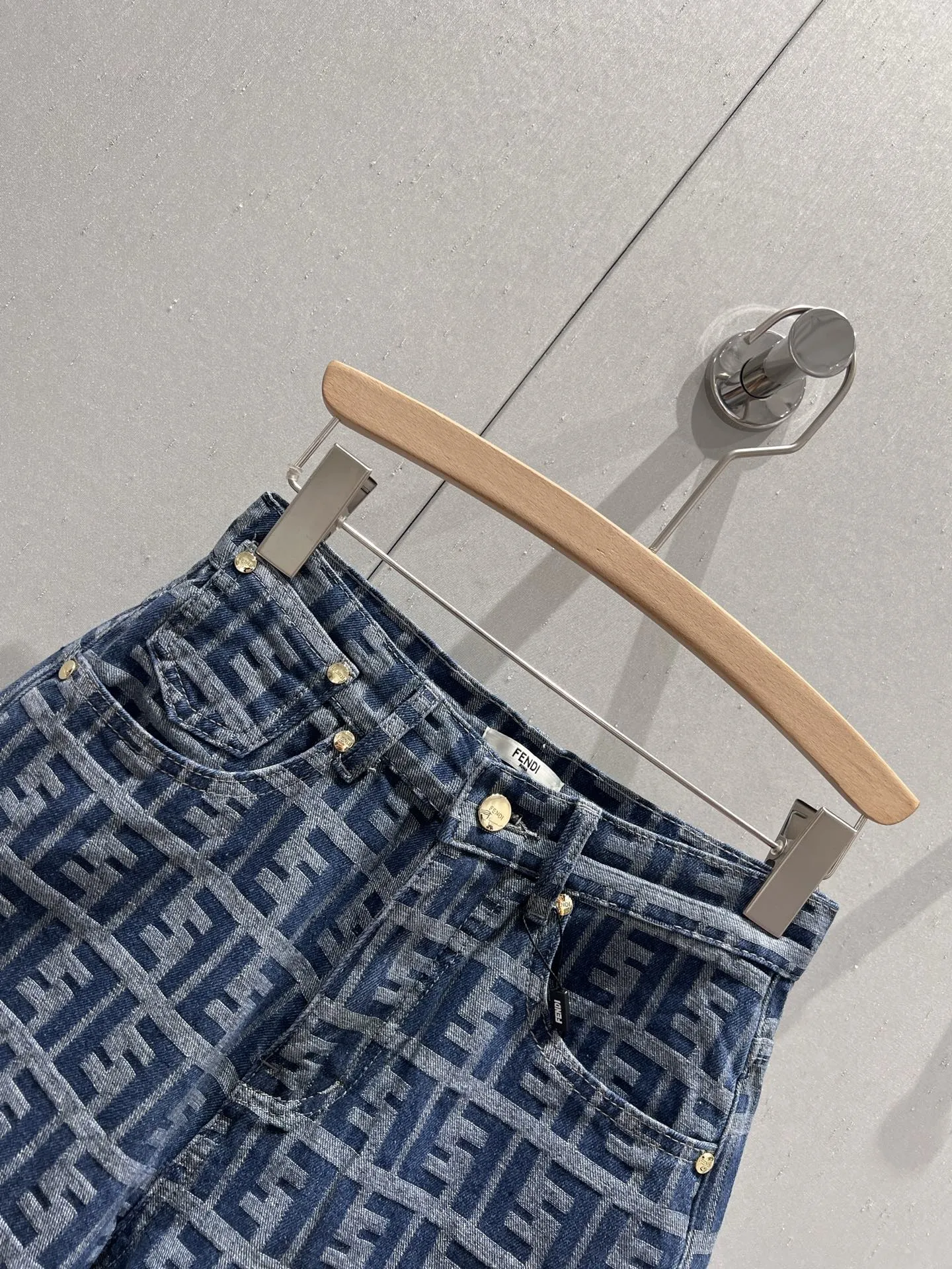 Fendi 2023春夏ブルージーンズショーツSML - 画像 (4)