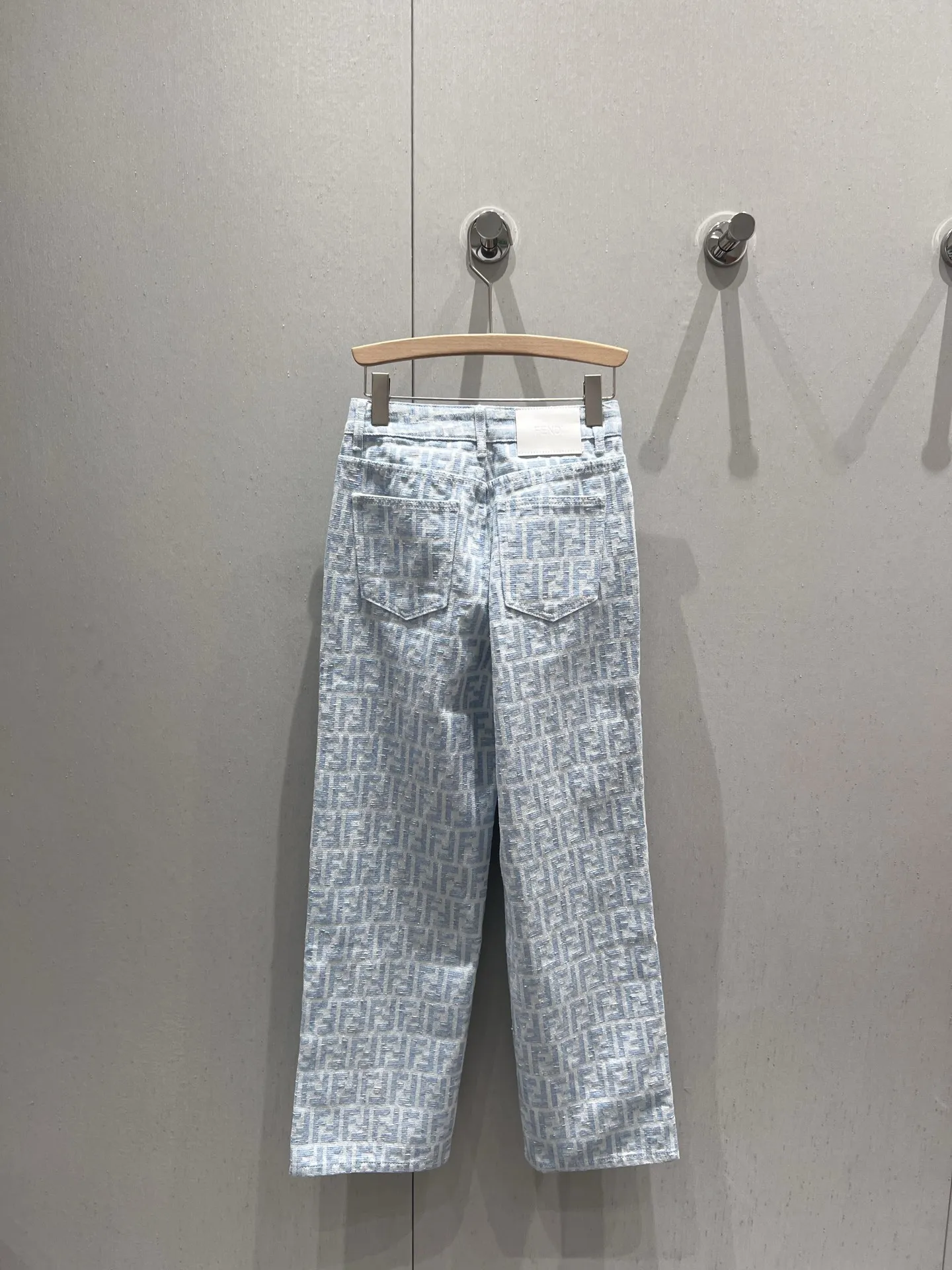 Fendi 2023年春夏淡い色ジャカードストレートジーンズ - 画像 (3)