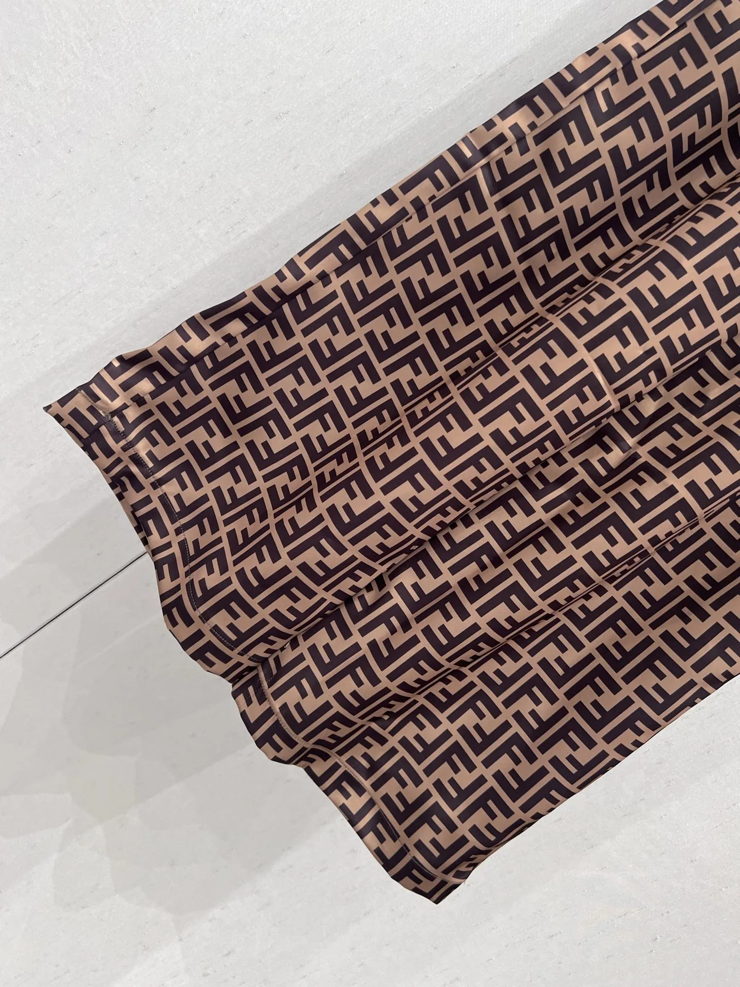 Fendi 2023春夏 黒色織帯ワイドパンツ - 画像 (7)