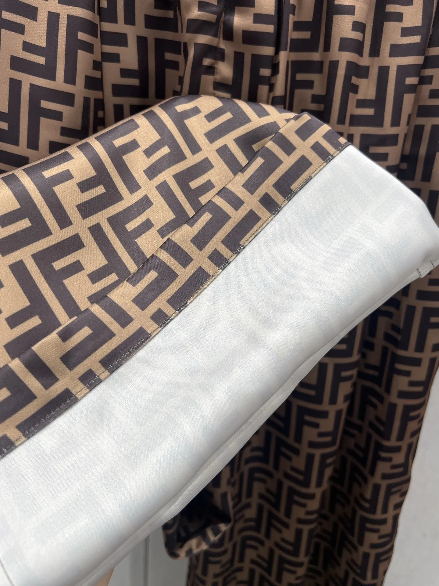 Fendi 2023春夏 黒色織帯ワイドパンツ - 画像 (9)