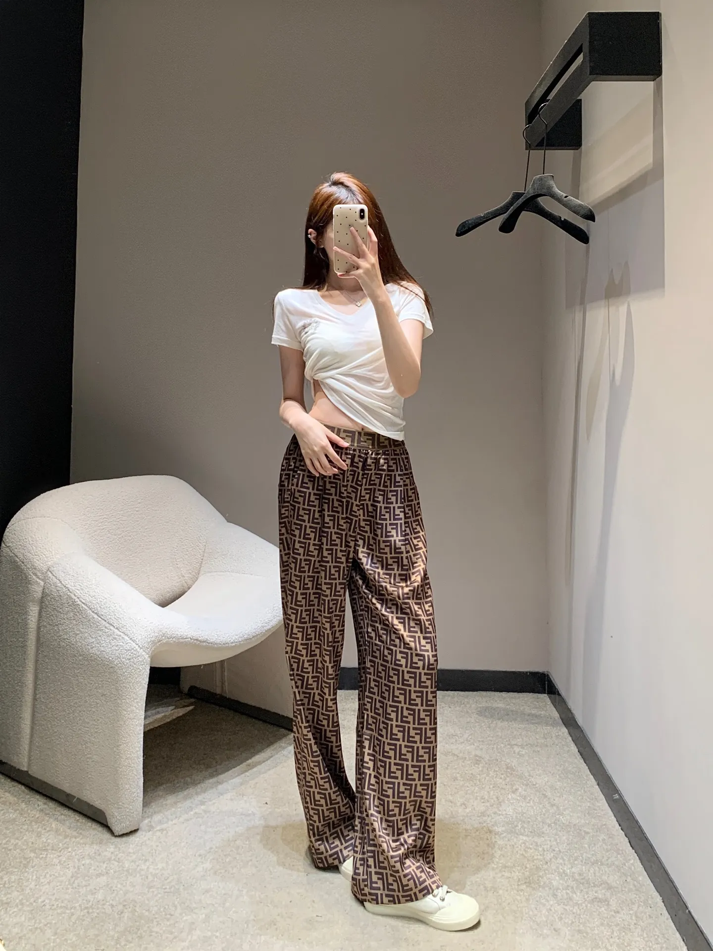 Fendi 25Ss ブラウン織帯ワイドパンツ - 画像 (3)