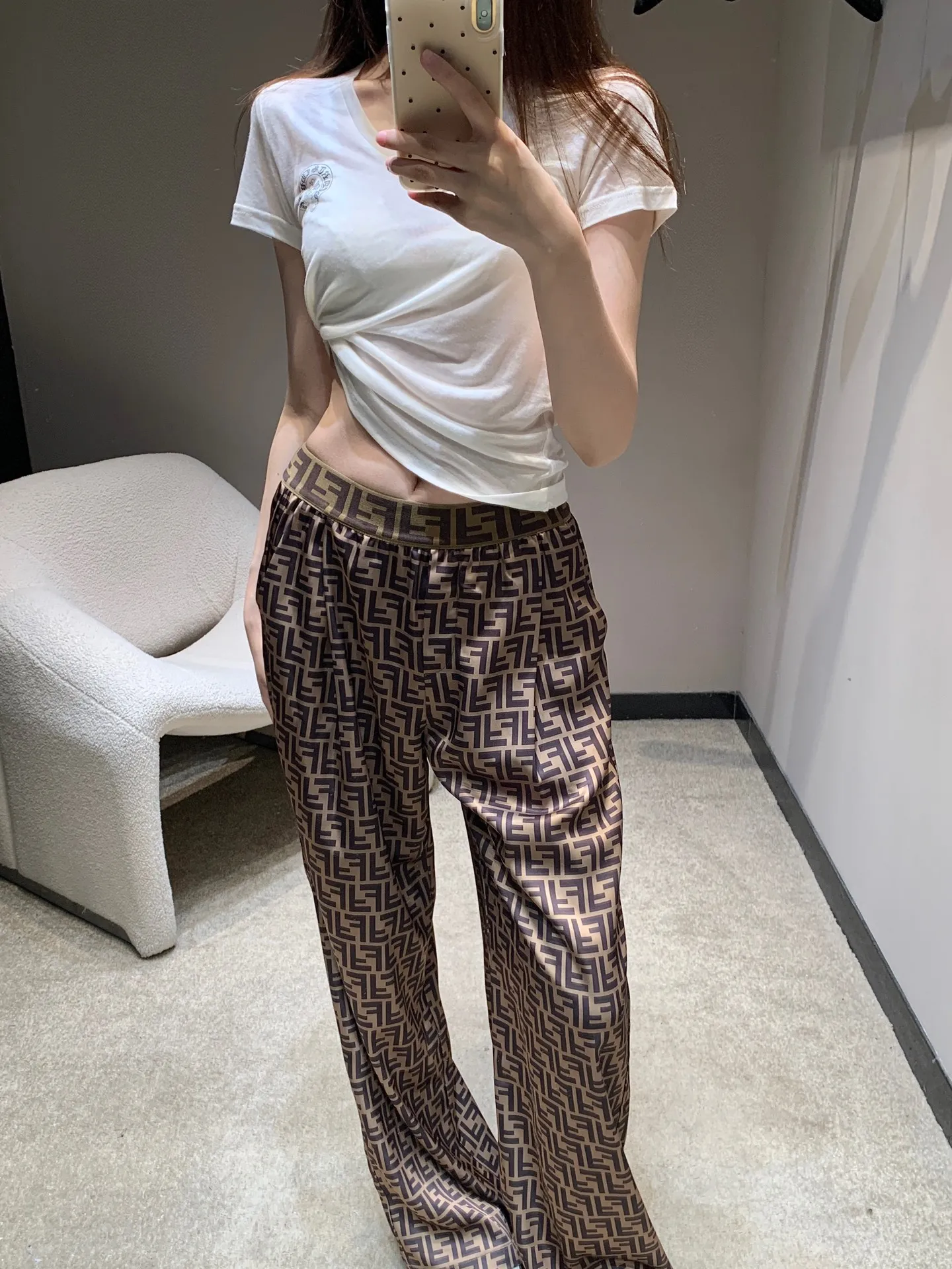 Fendi 25Ss ブラウン織帯ワイドパンツ - 画像 (5)