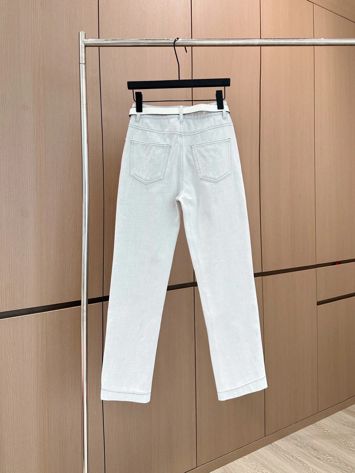 Hermes 白いストレッチジーンズ - 画像 (3)