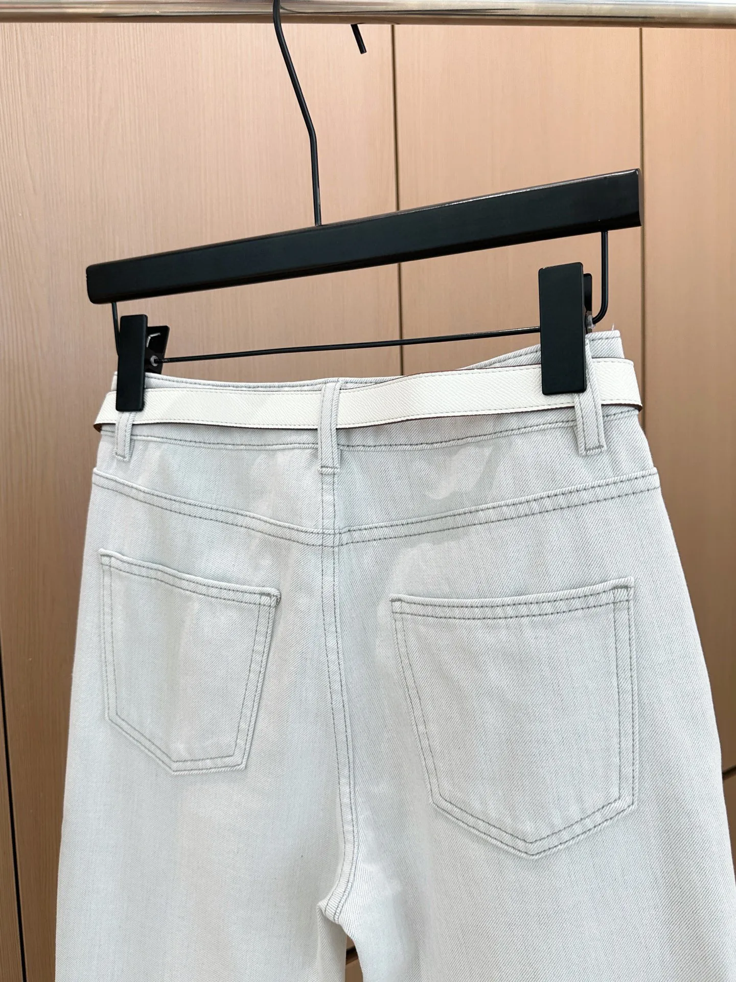 Hermes 白いストレッチジーンズ - 画像 (7)