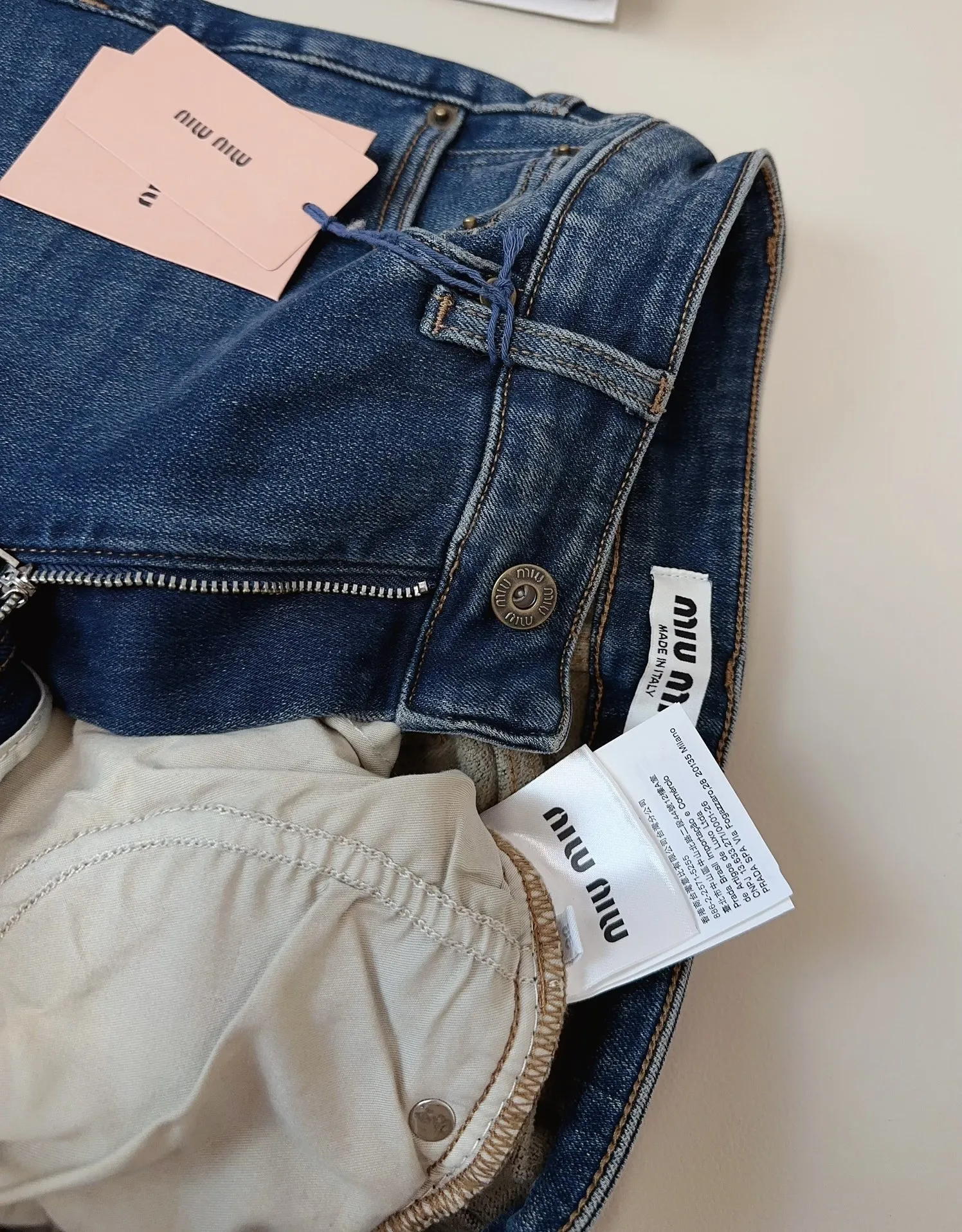 Miu Miu 刺繍ロゴ加絨デニムパンツブルースモールサイズ - 画像 (10)