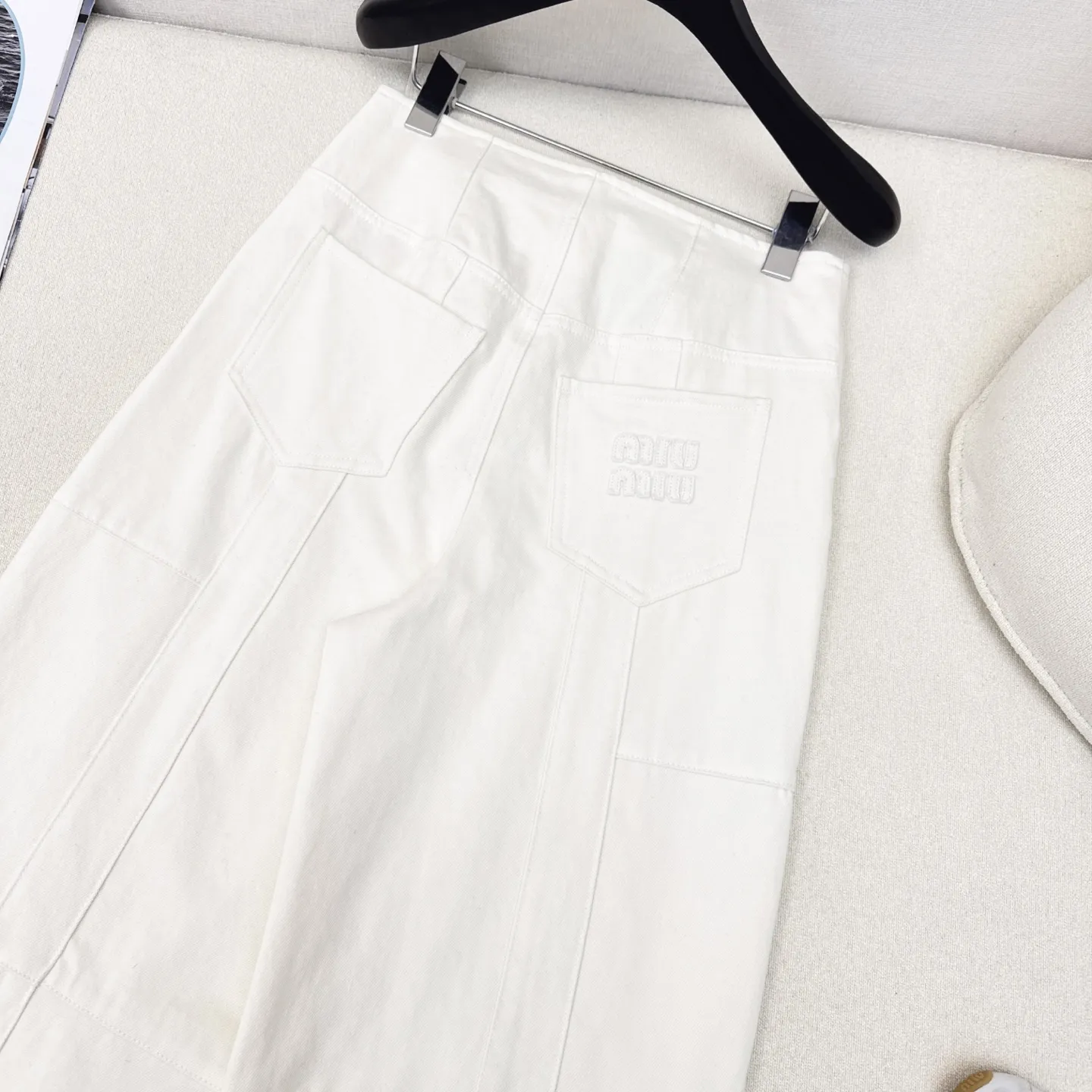 Miu Miu 25Ss ホワイト ワークパンツ - 画像 (9)