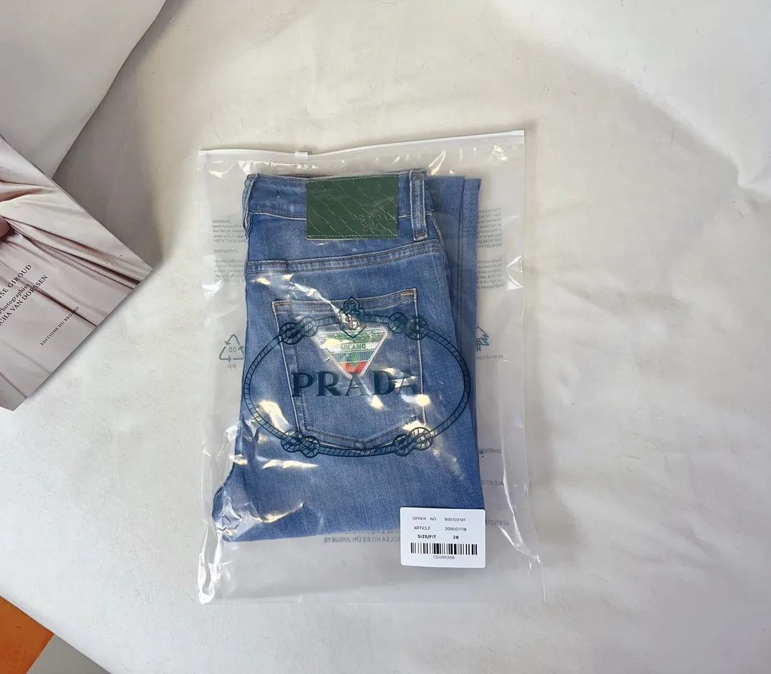 PRADAブルー刺繍ロゴスキニージーンズ - 画像 (5)