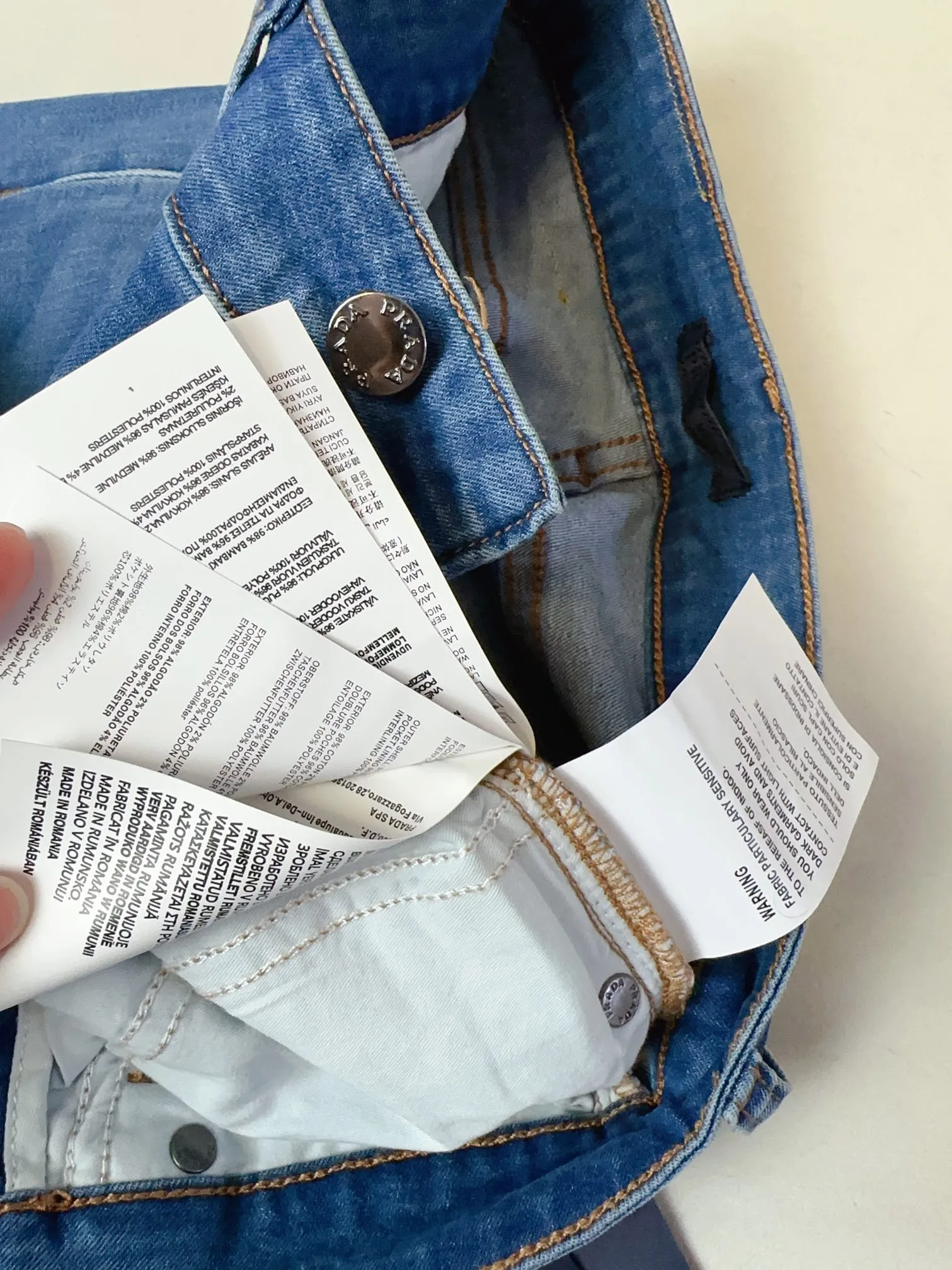 PRADAブルー刺繍ロゴスキニージーンズ - 画像 (10)