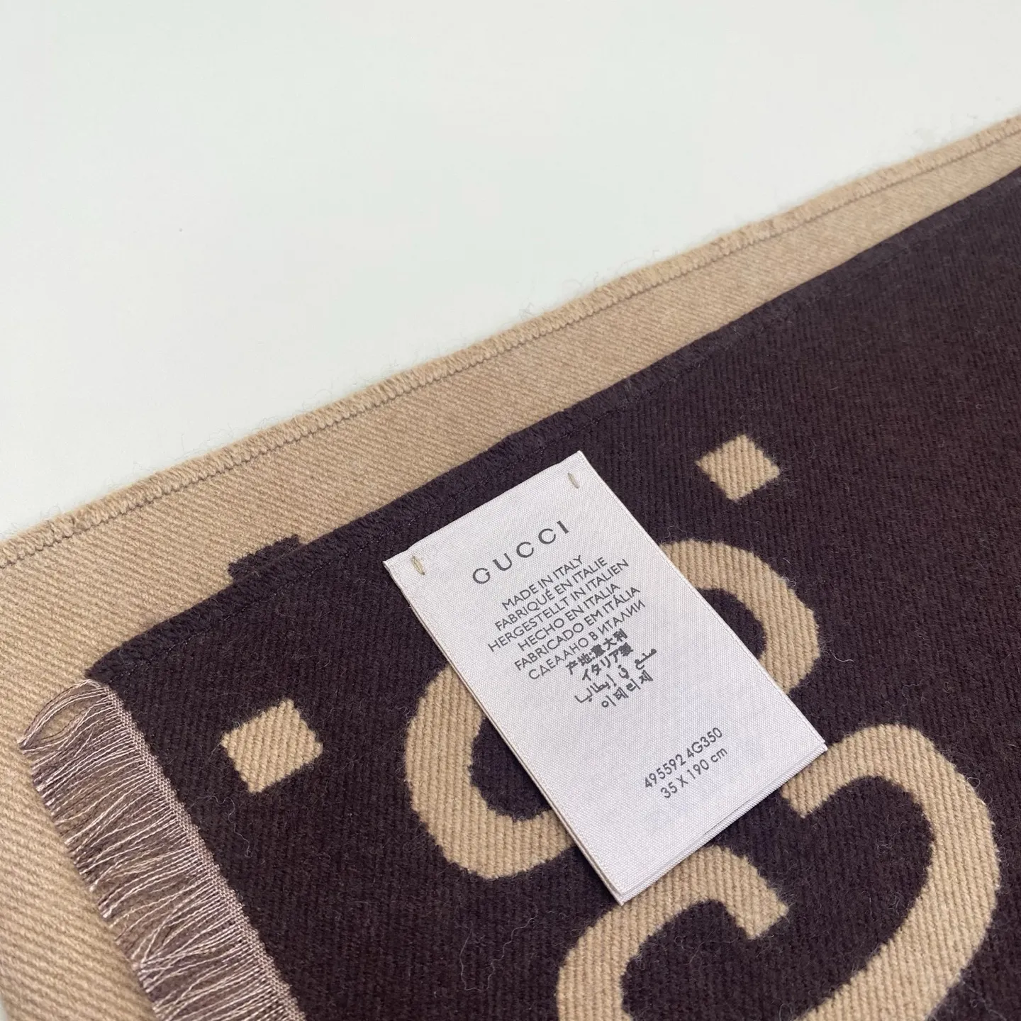 Gucci ベージュ GG柄 羊毛真絹スカーフ - 画像 (8)