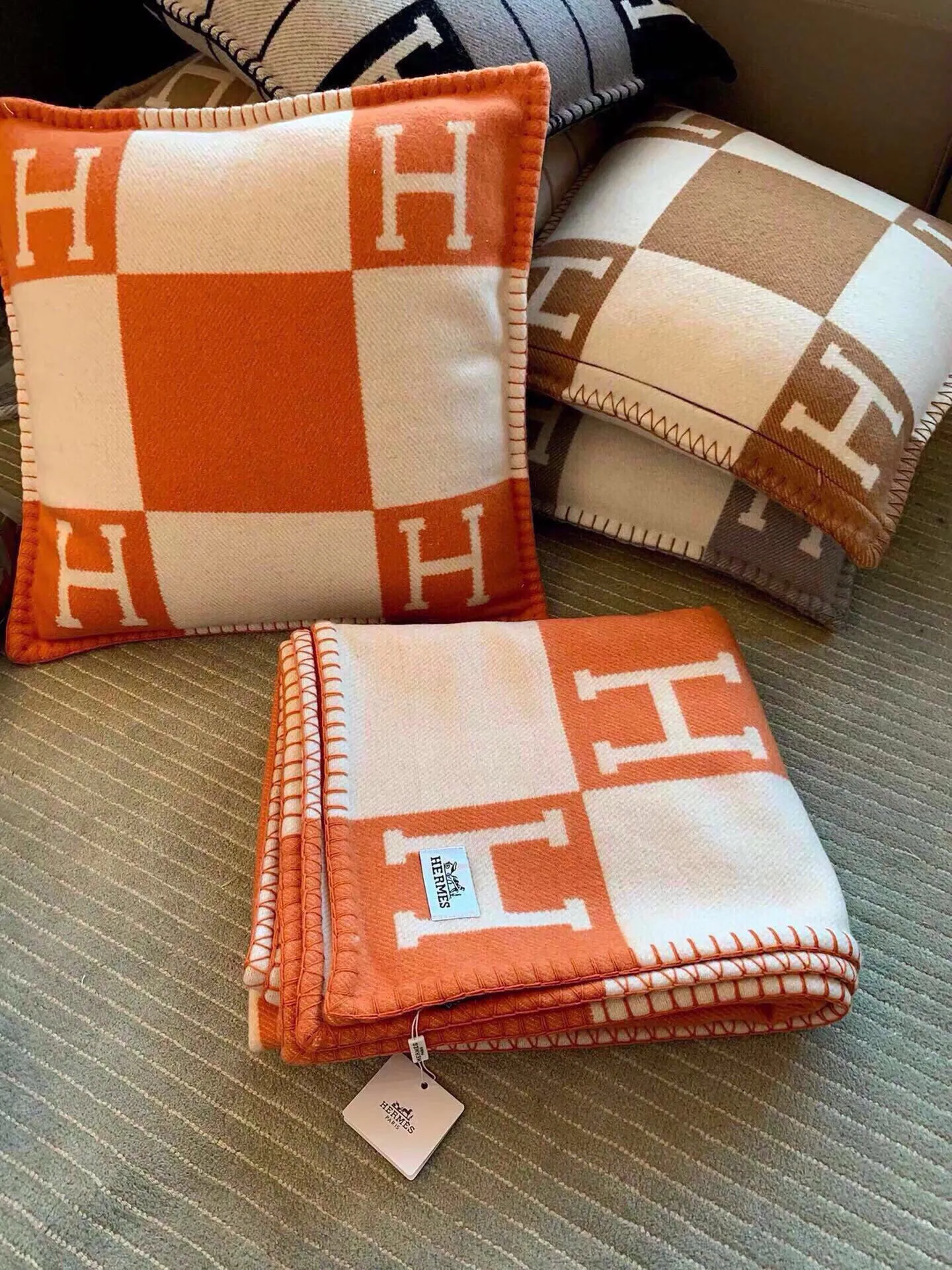 Hermès オレンジ ダブルカラーの羊毛 blanket - 画像 (7)