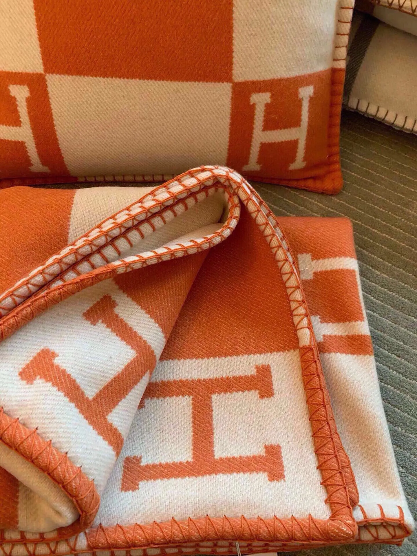 Hermès オレンジ ダブルカラーの羊毛 blanket - 画像 (9)