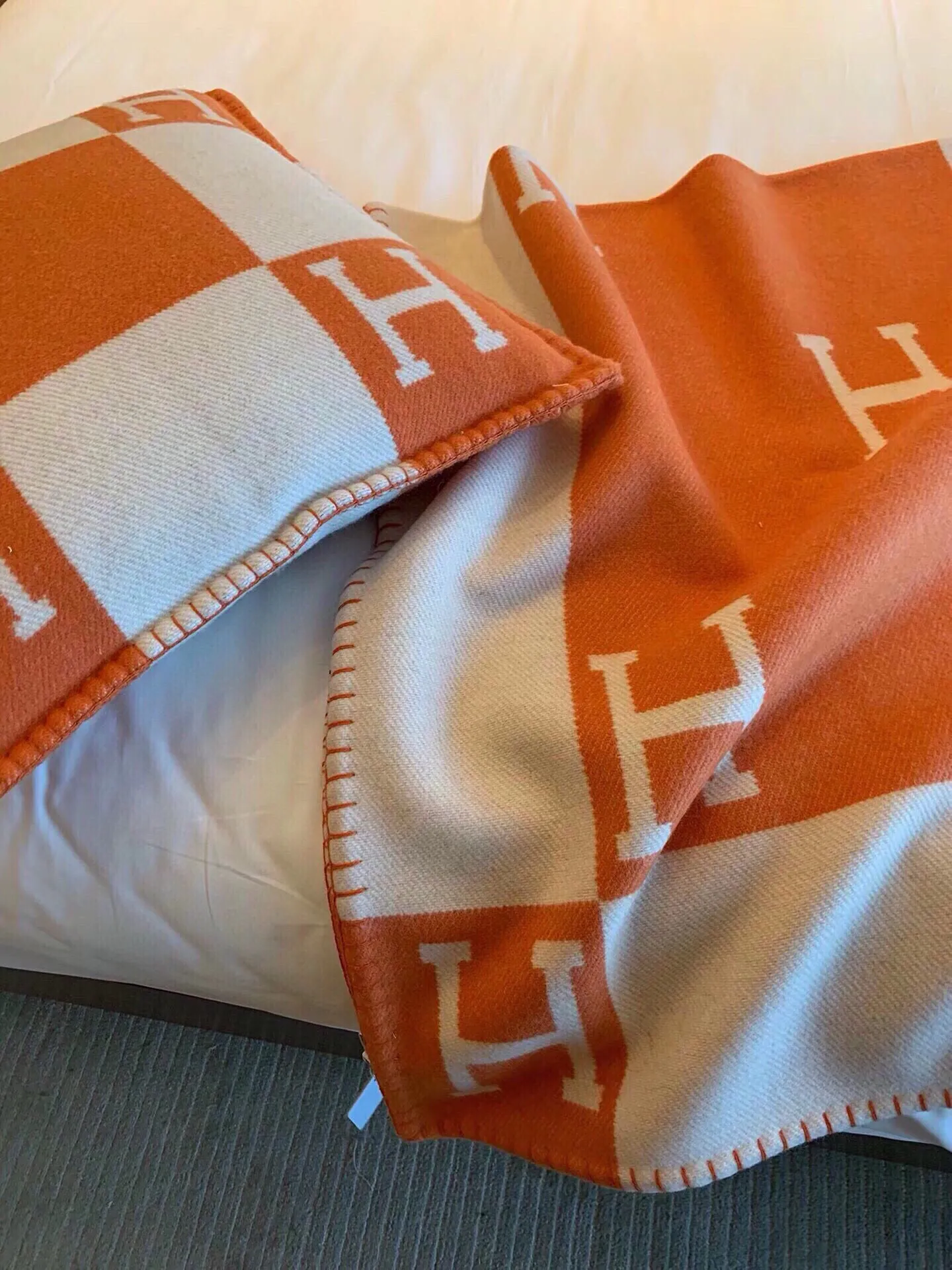 Hermès オレンジ ダブルカラーの羊毛 blanket - 画像 (10)