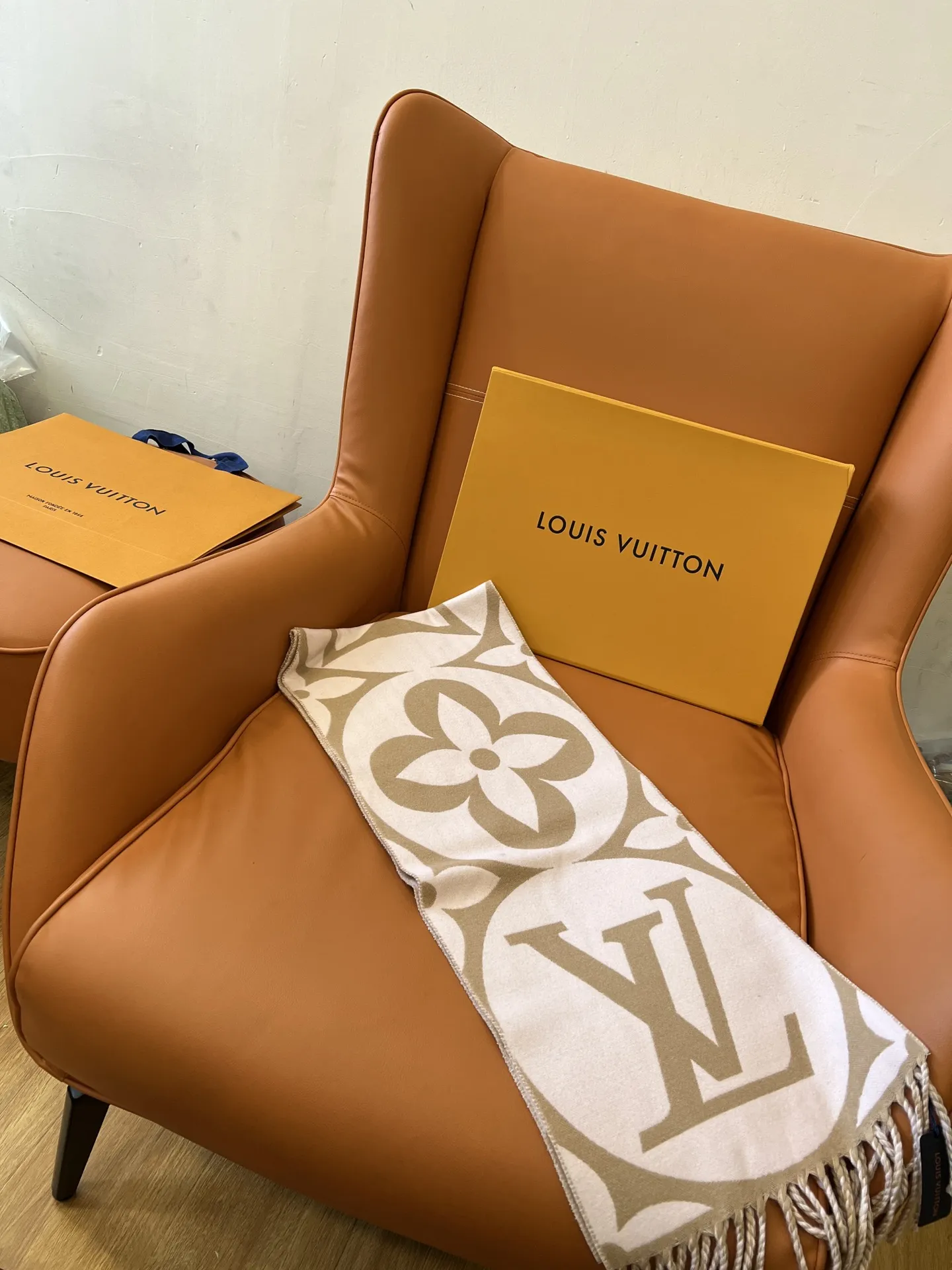 Louis Vuitton ベージュ モノグラム フラワー ストール - 画像 (3)