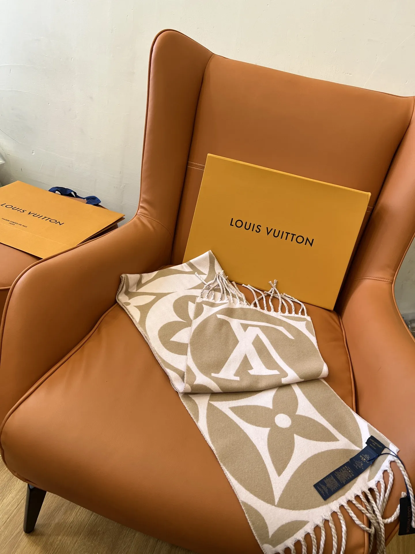 Louis Vuitton ベージュ モノグラム フラワー ストール - 画像 (5)