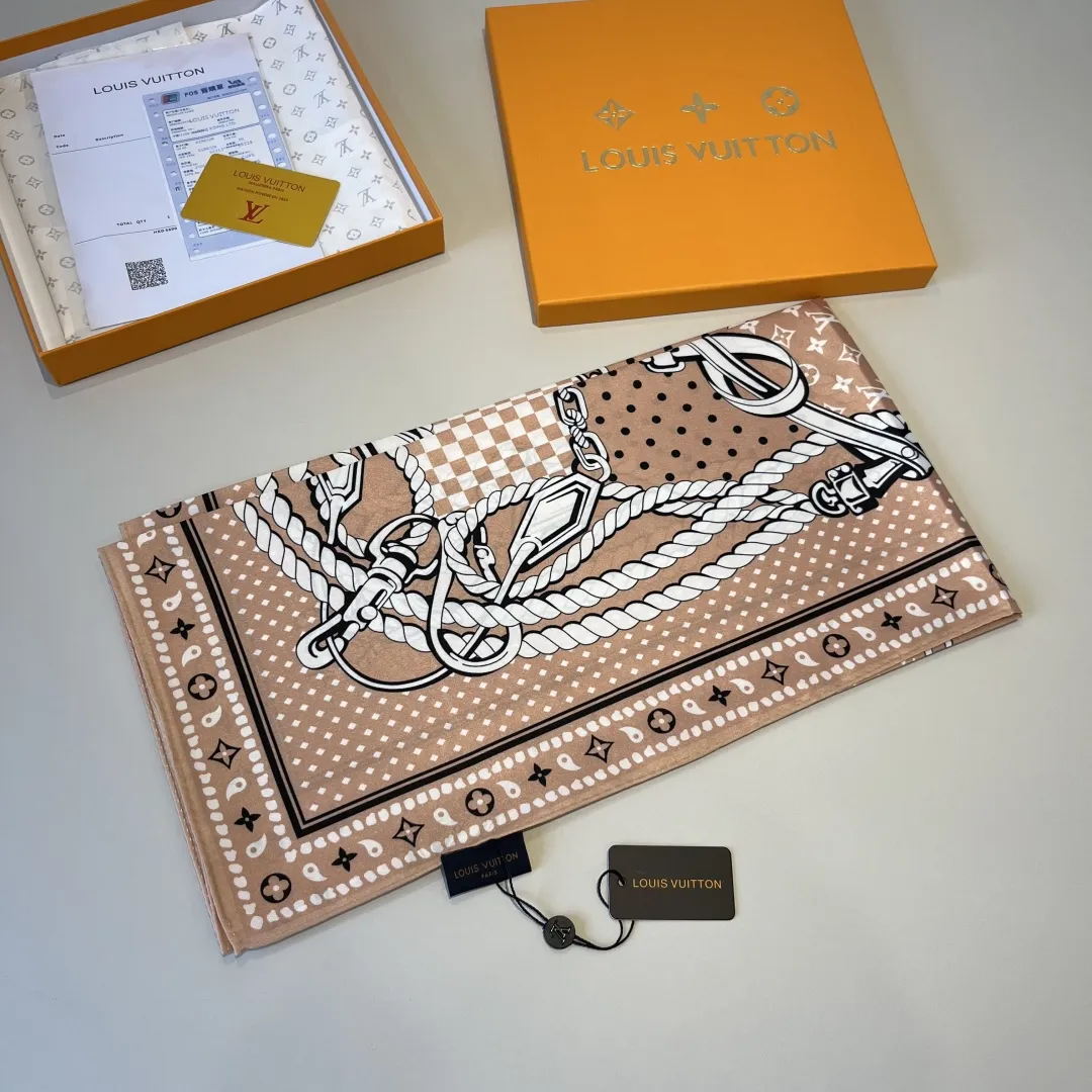 Louis Vuitton ベージュ シルクスカーフ 90x90cm - 画像 (5)