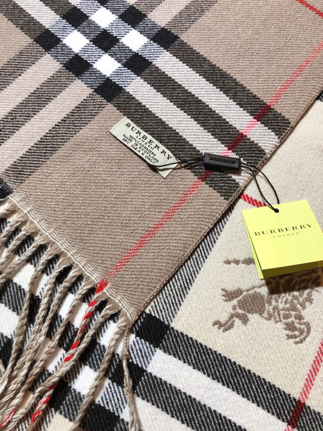 Burberry ブラウン格子柄スカーフ - 画像 (11)