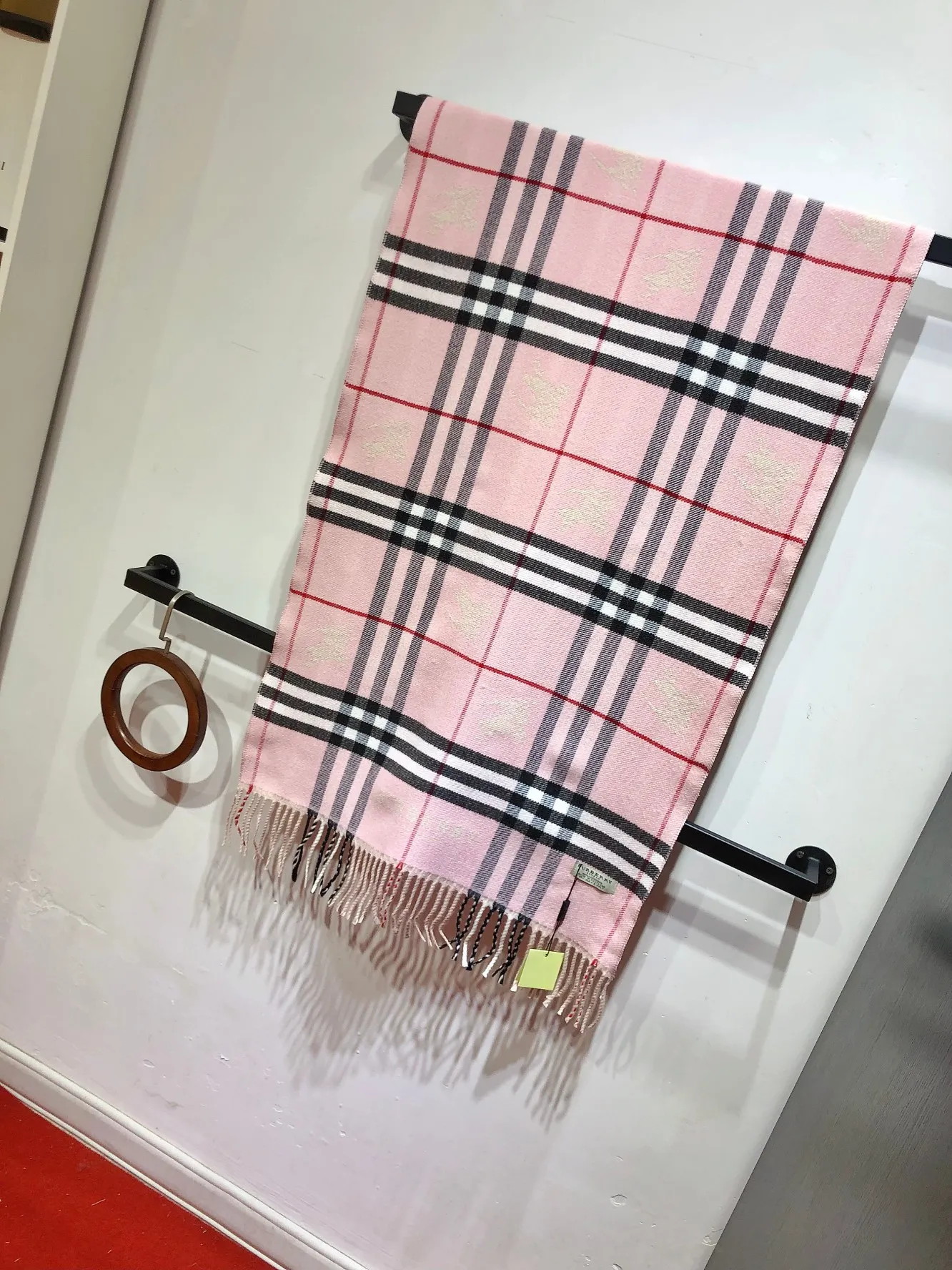 Burberryピンクチェック柄スカーフ180x65cm