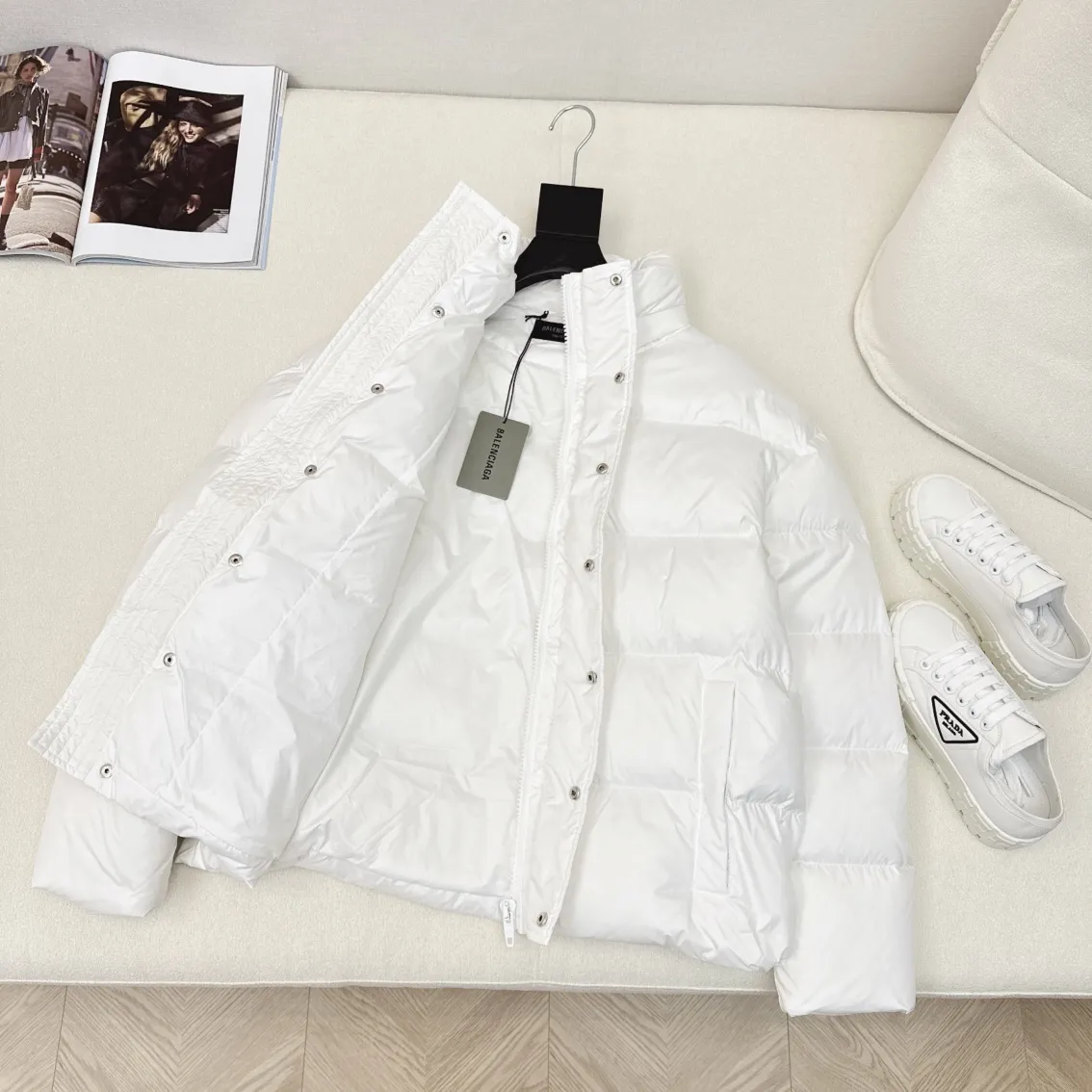 Balenciaga 白 ダウンジャケット - 画像 (8)