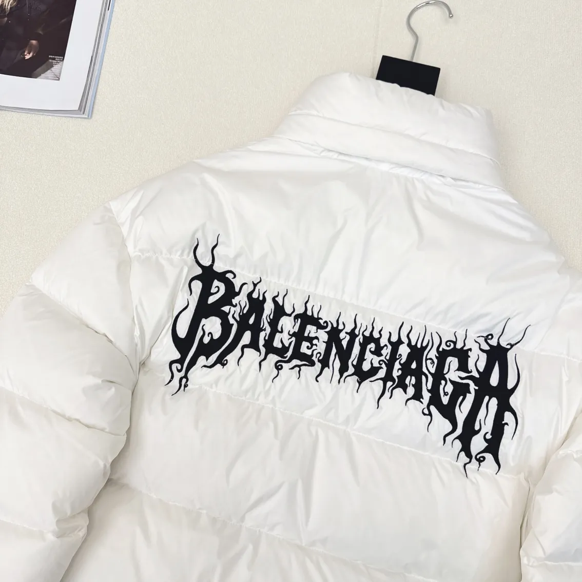 Balenciaga 白 ダウンジャケット - 画像 (10)