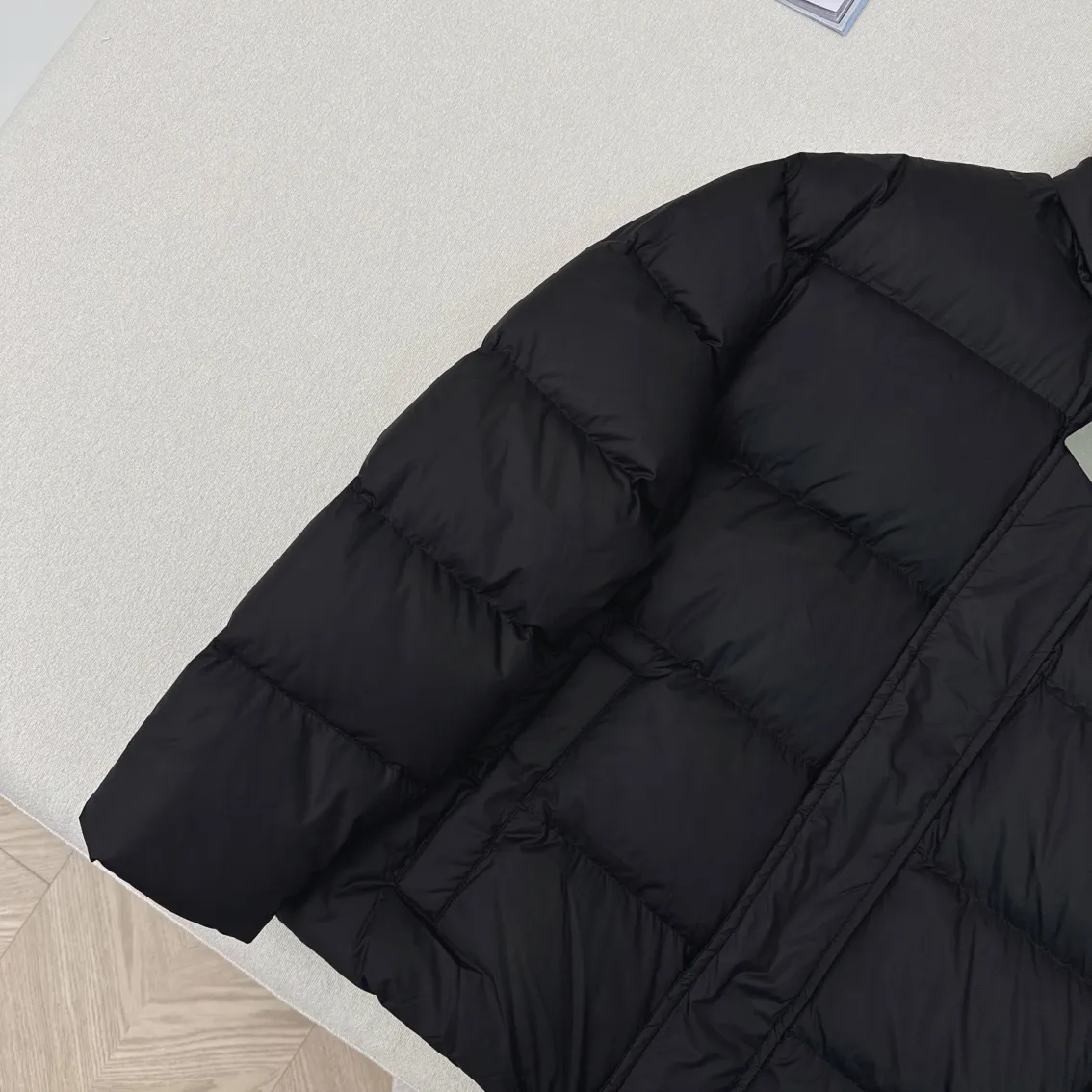 Balenciaga 黒 立襟フード付きダウンジャケット - 画像 (5)