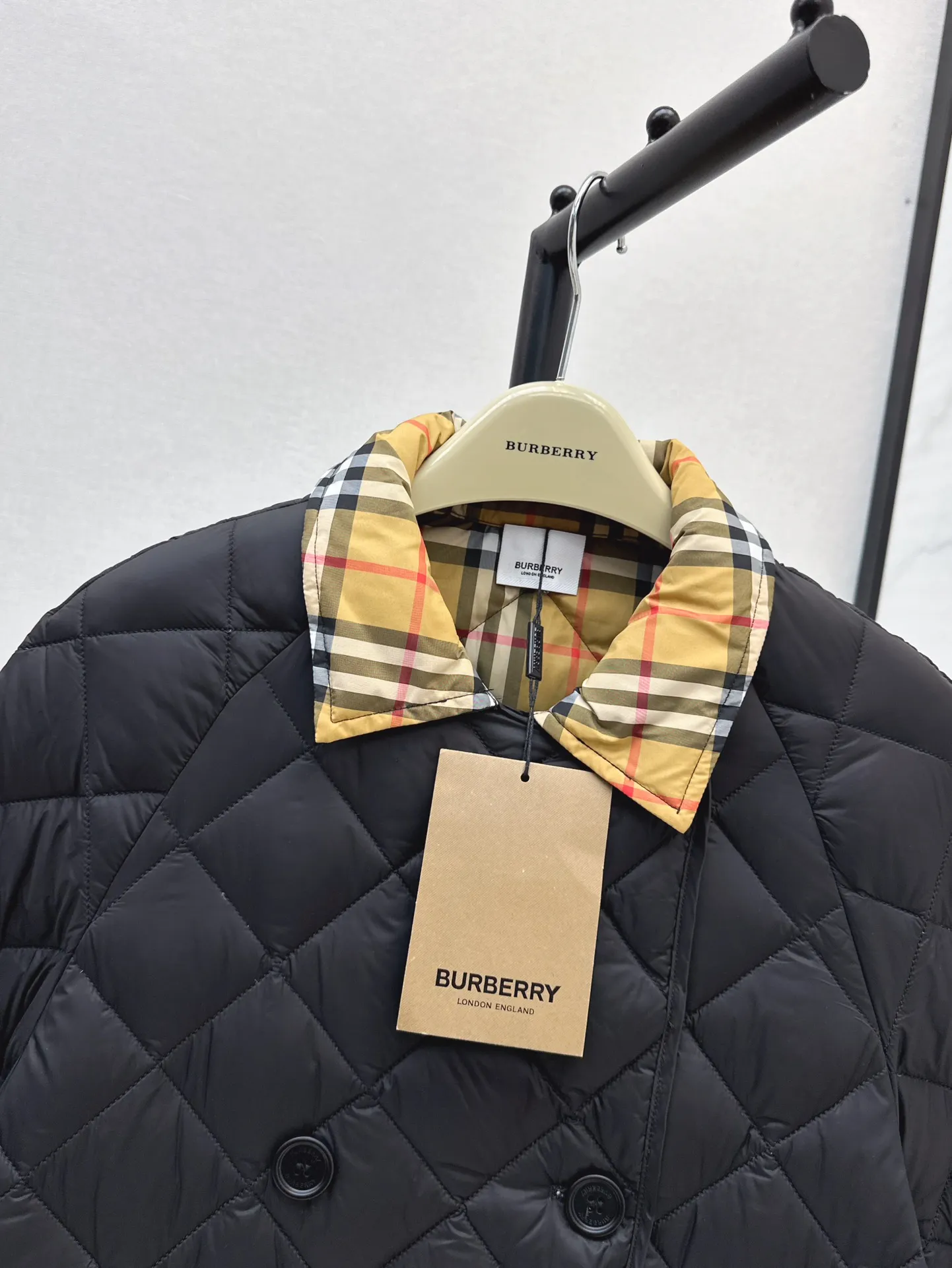 Burberry 黒 ダブルブレスト ダウンコート - 画像 (5)