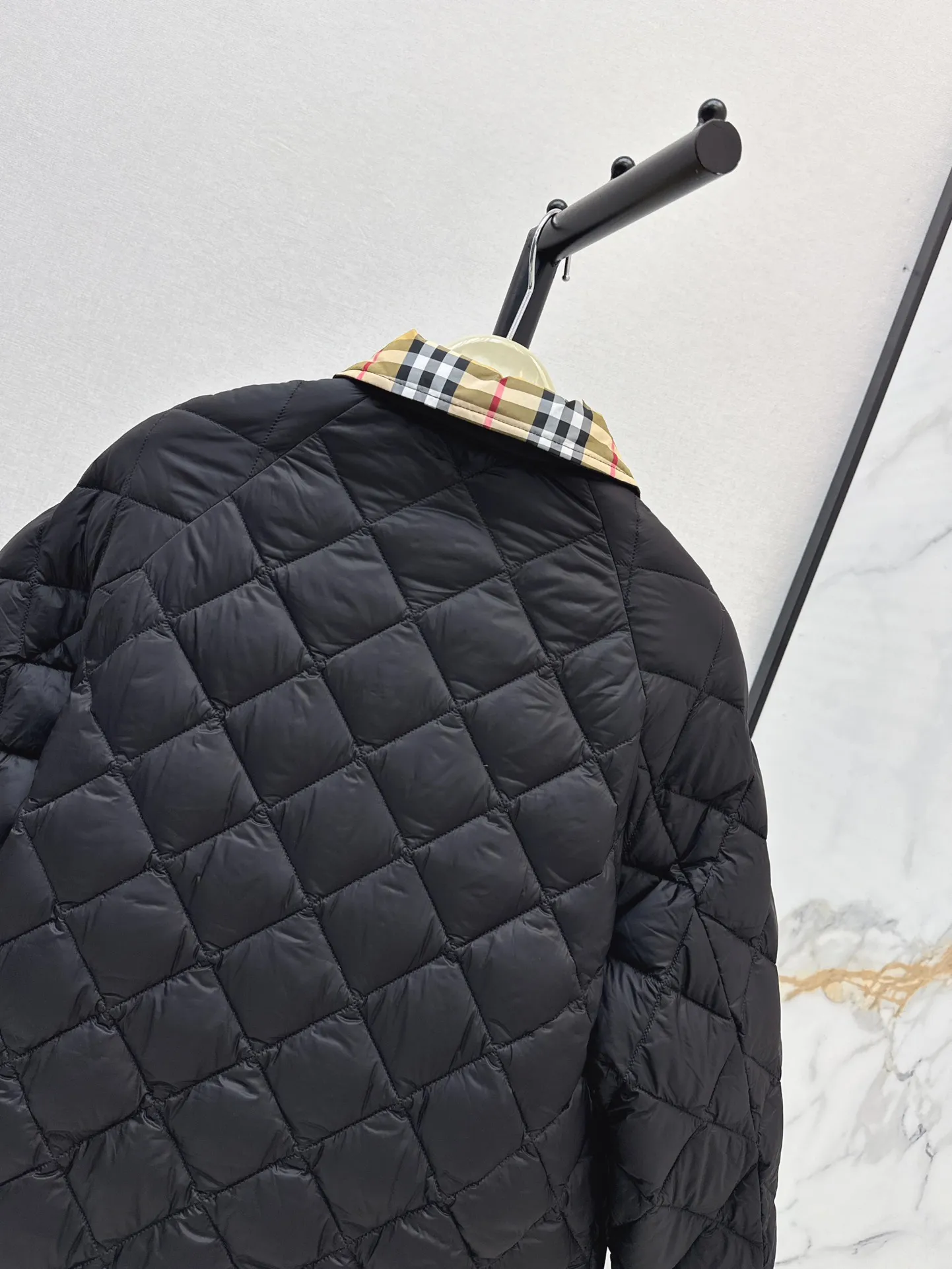 Burberry 黒 ダブルブレスト ダウンコート - 画像 (10)