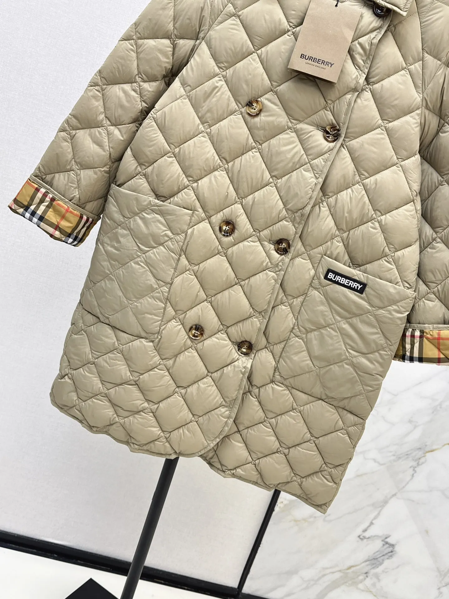 Burberry ベージュ菱形キルティングコート - 画像 (8)