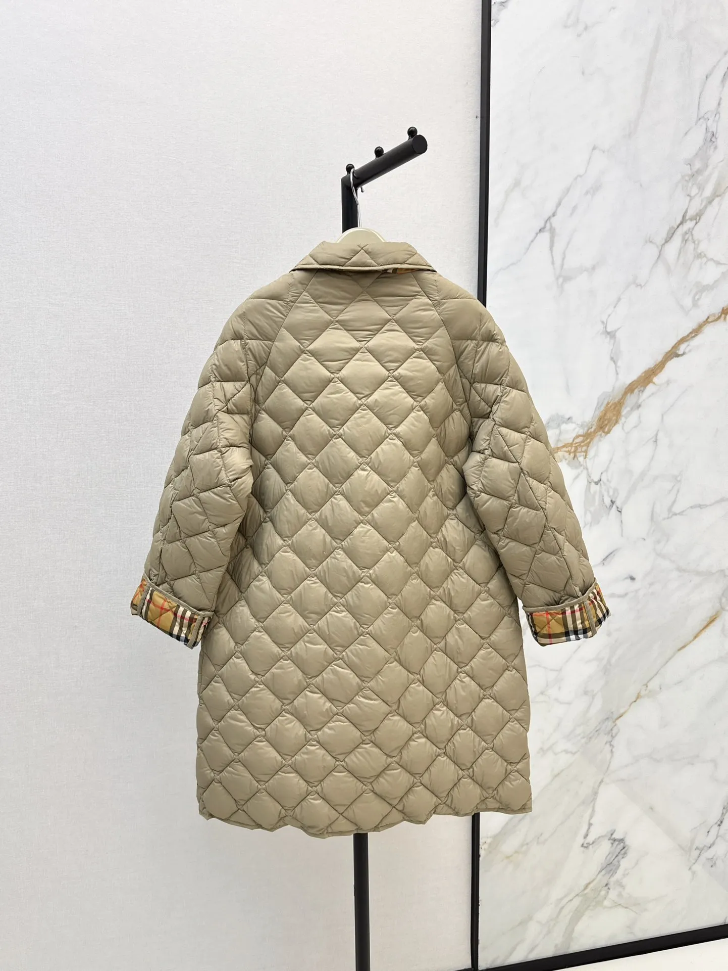 Burberry ベージュ菱形キルティングコート - 画像 (10)