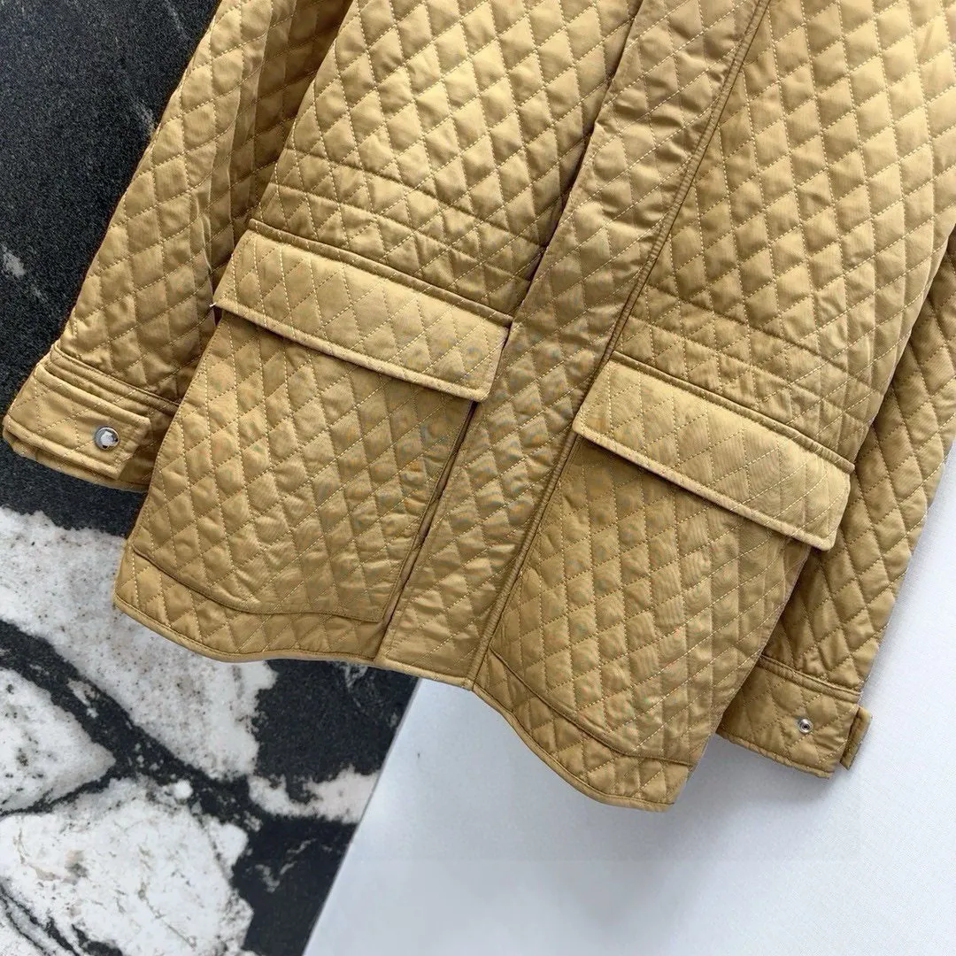 Burberry ベージュ菱形キルティングコート - 画像 (4)