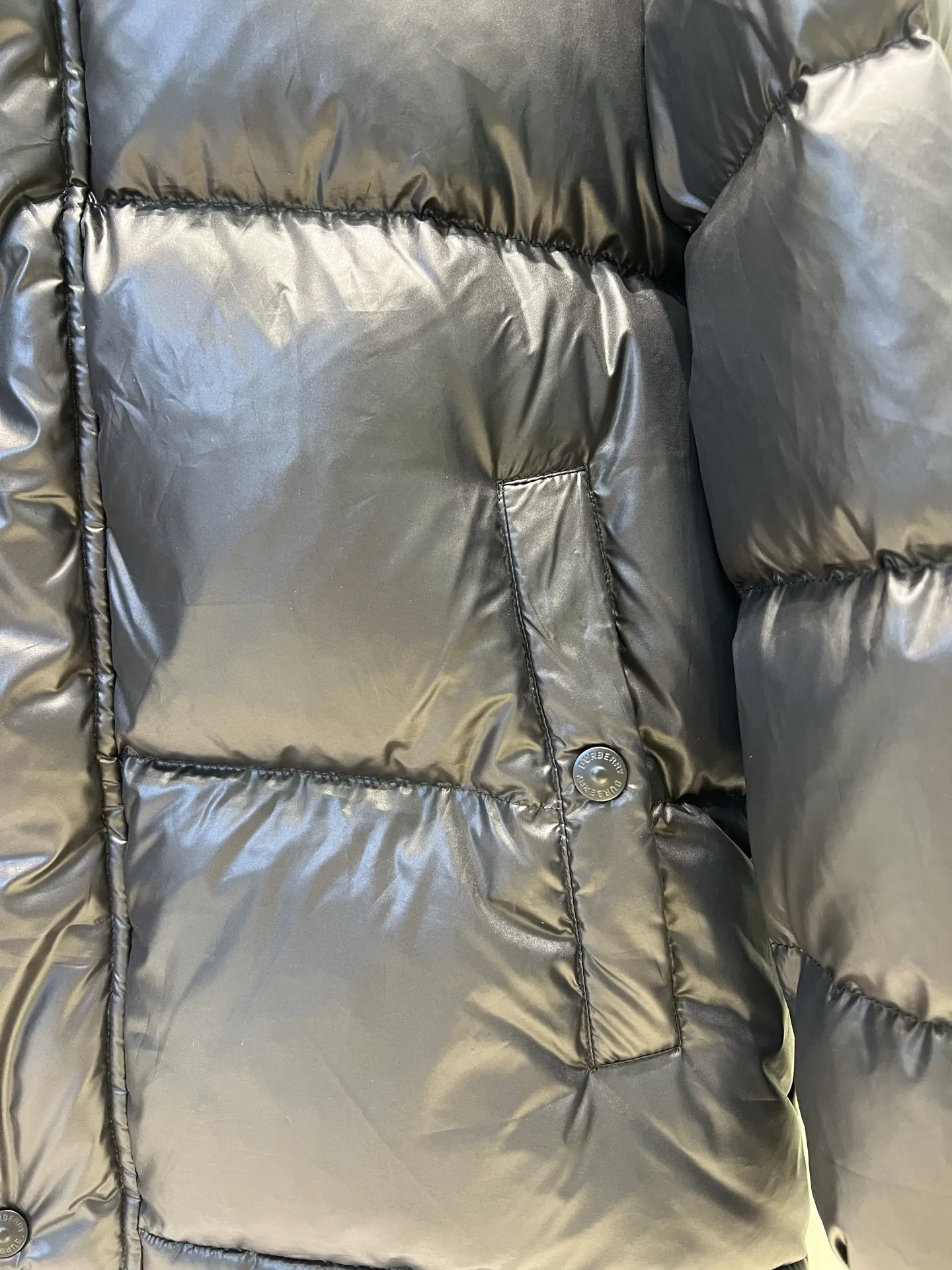 Burberry黒金 ジャケットユニセックス - 画像 (6)