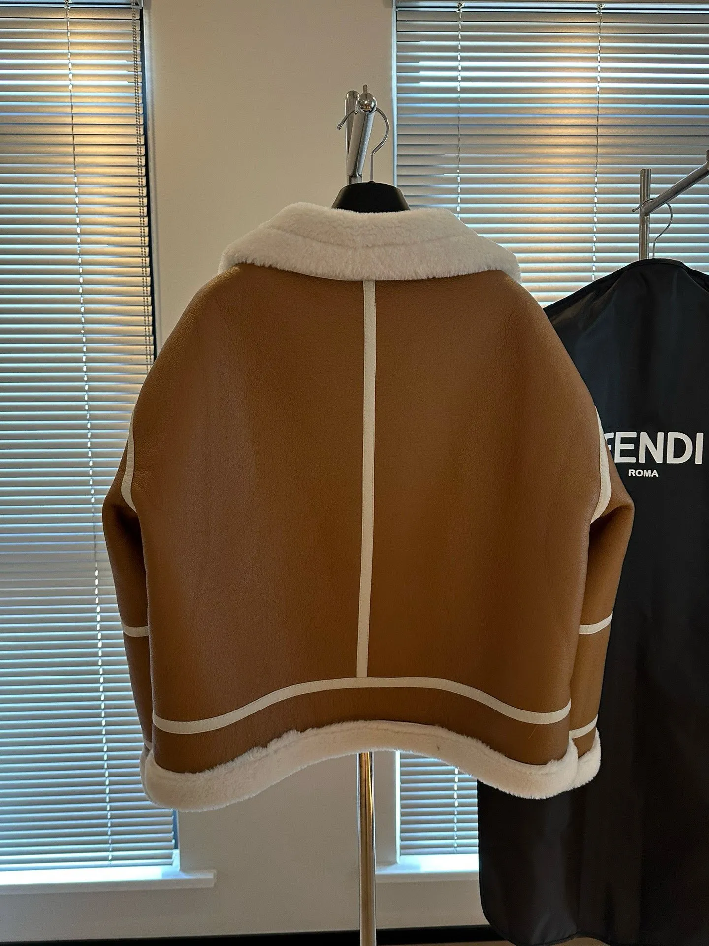 Fendi 茶色バイカージャケット - 画像 (9)