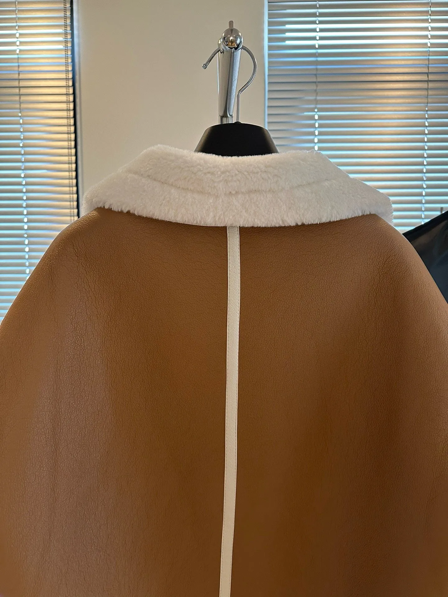 Fendi 茶色バイカージャケット - 画像 (10)