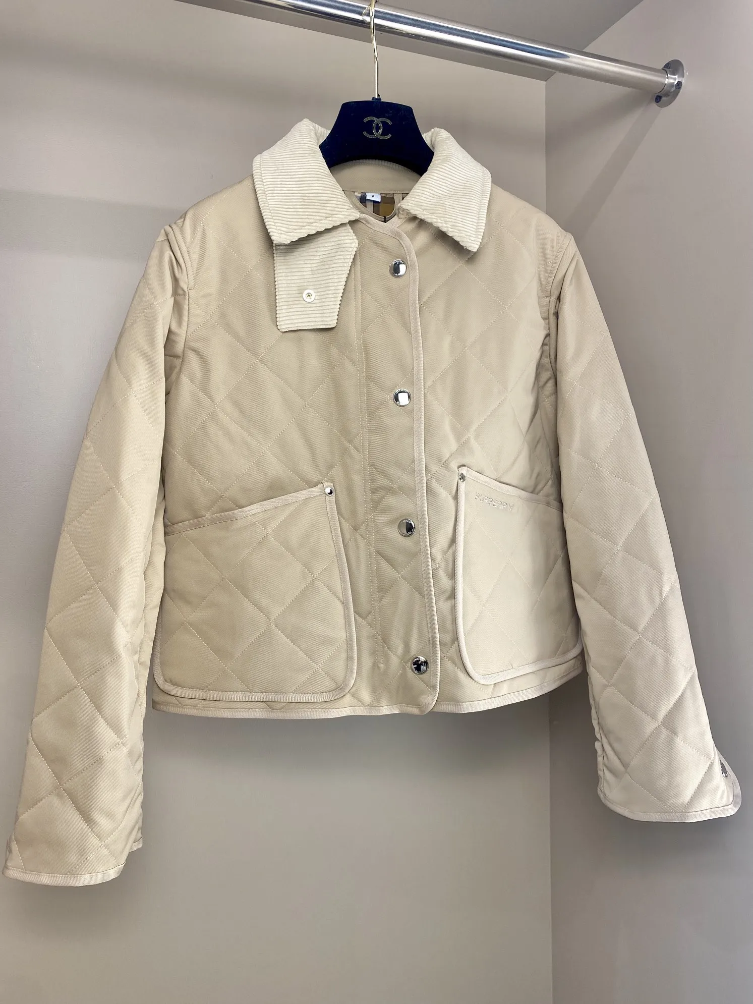 Burberry  クリーム色 ジャケット