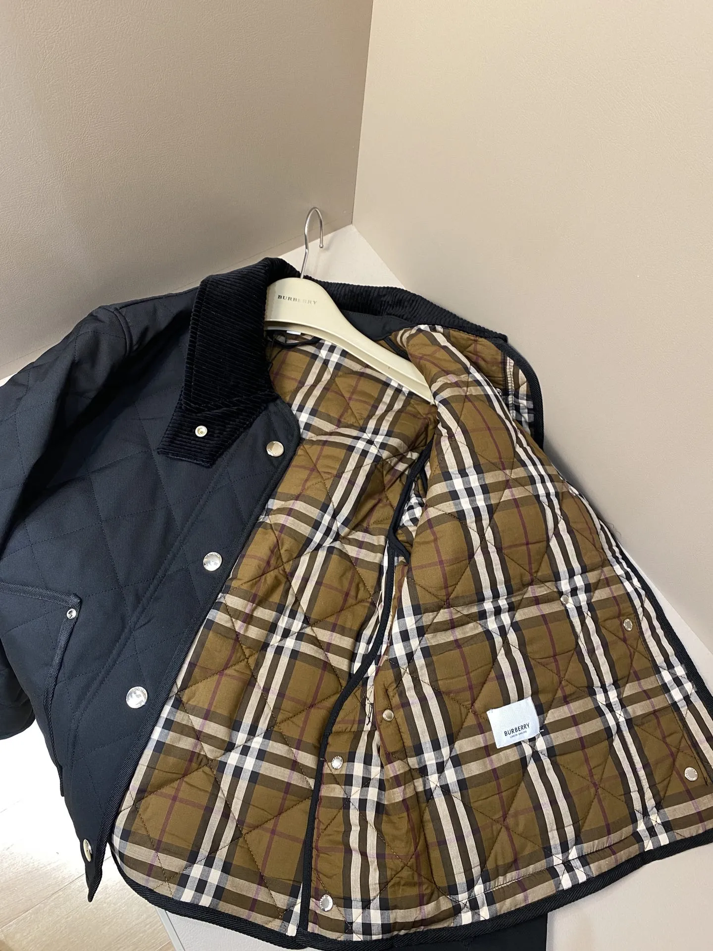 バーバリー キルティングジャケット ネイビー コーデュロイカラー - 画像 (8)