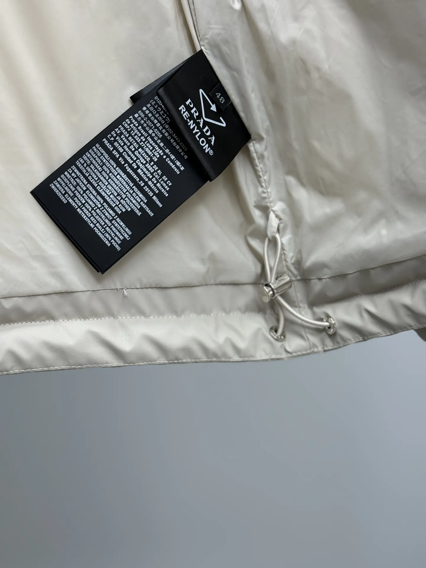 プラダ グレー ジッパーダウンジャケット - 画像 (7)