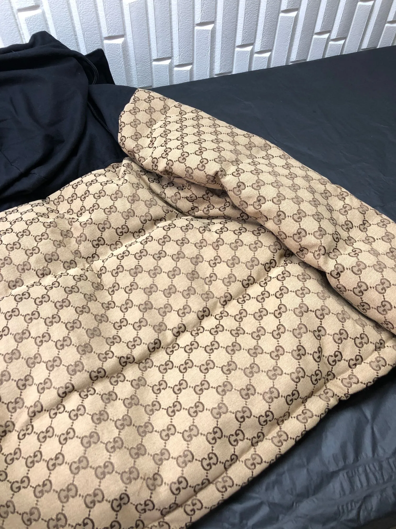 グッチxノースフェイスベージュパターンダウンジャケット - 画像 (9)