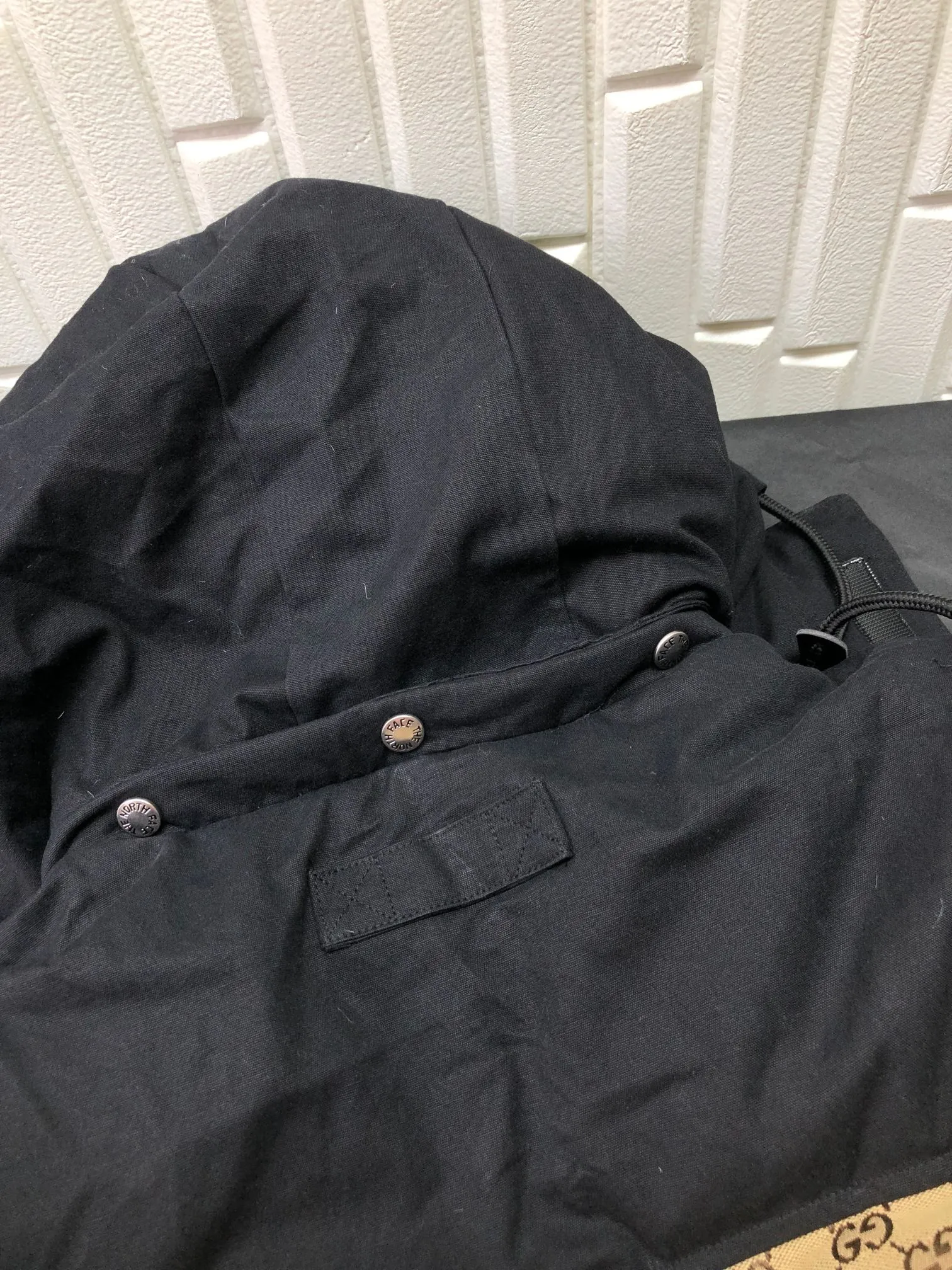 グッチxノースフェイスベージュパターンダウンジャケット - 画像 (10)