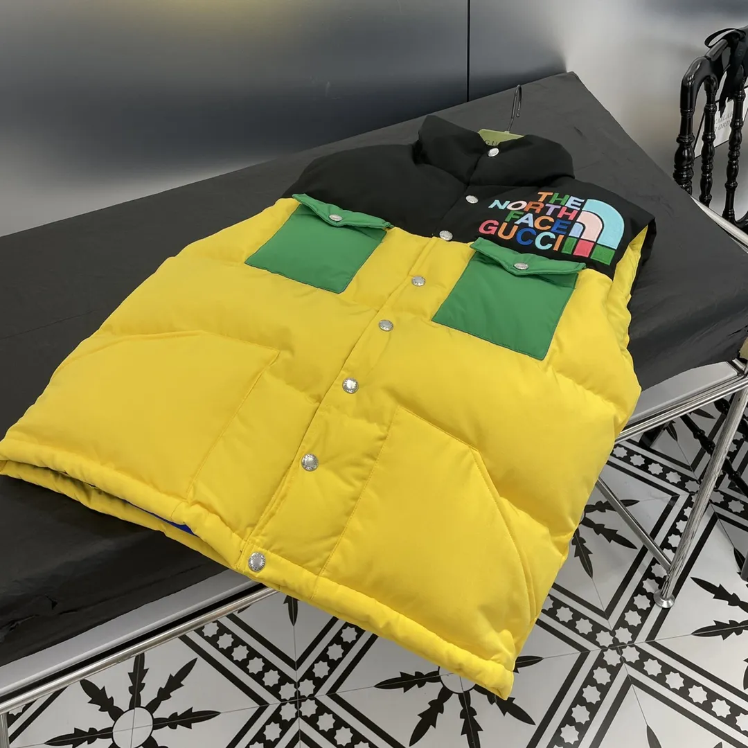 Gucci x The North Face ベスト ダウンジャケット - 画像 (5)