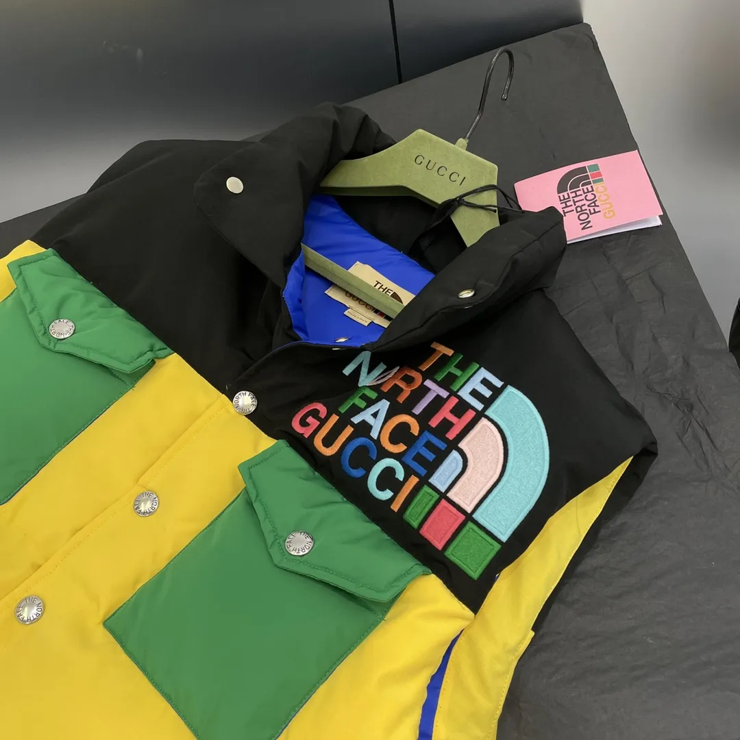 Gucci x The North Face ベスト ダウンジャケット - 画像 (6)