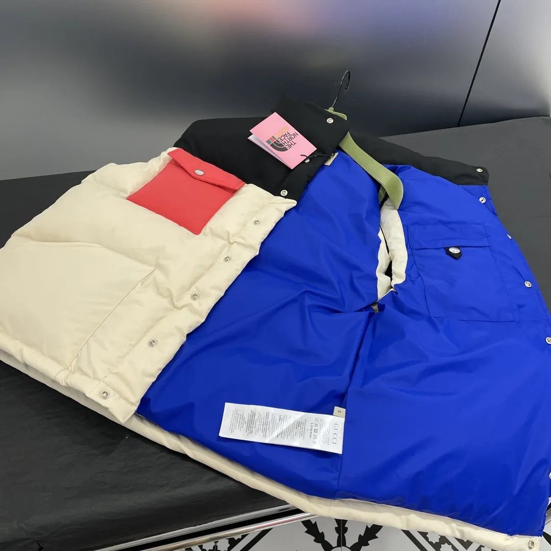 Gucci x The North Face ベスト ダウンジャケット - 画像 (9)