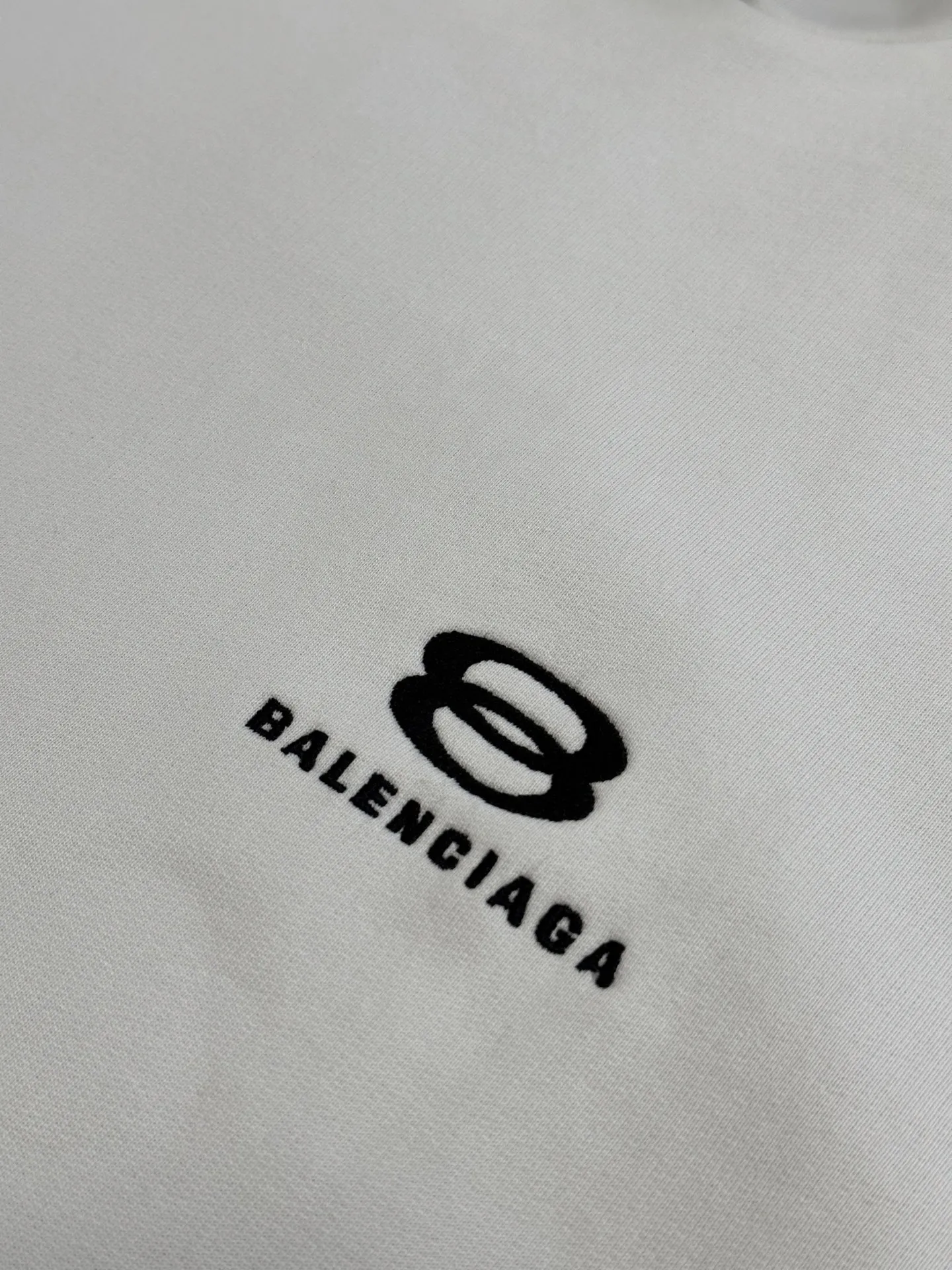 BALENCIAGA ホワイト 肩杠連帽ウェア - 画像 (7)