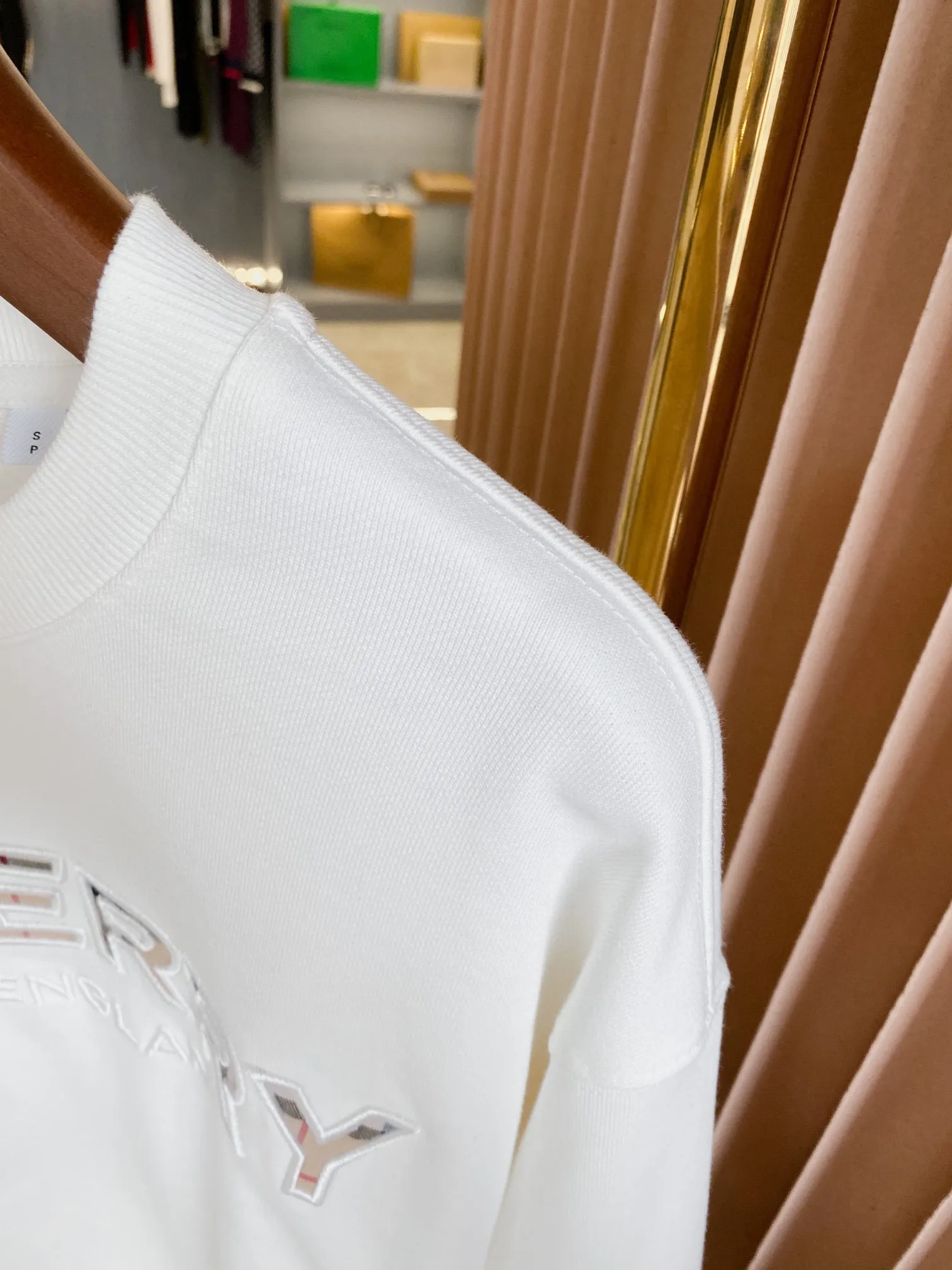 BURBERRY ホワイト刺繍コットンリラックススウェット - 画像 (6)