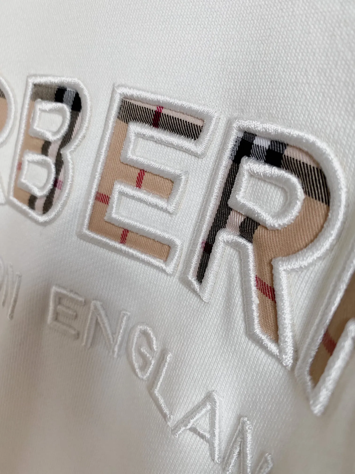 BURBERRY ホワイト刺繍コットンリラックススウェット - 画像 (8)