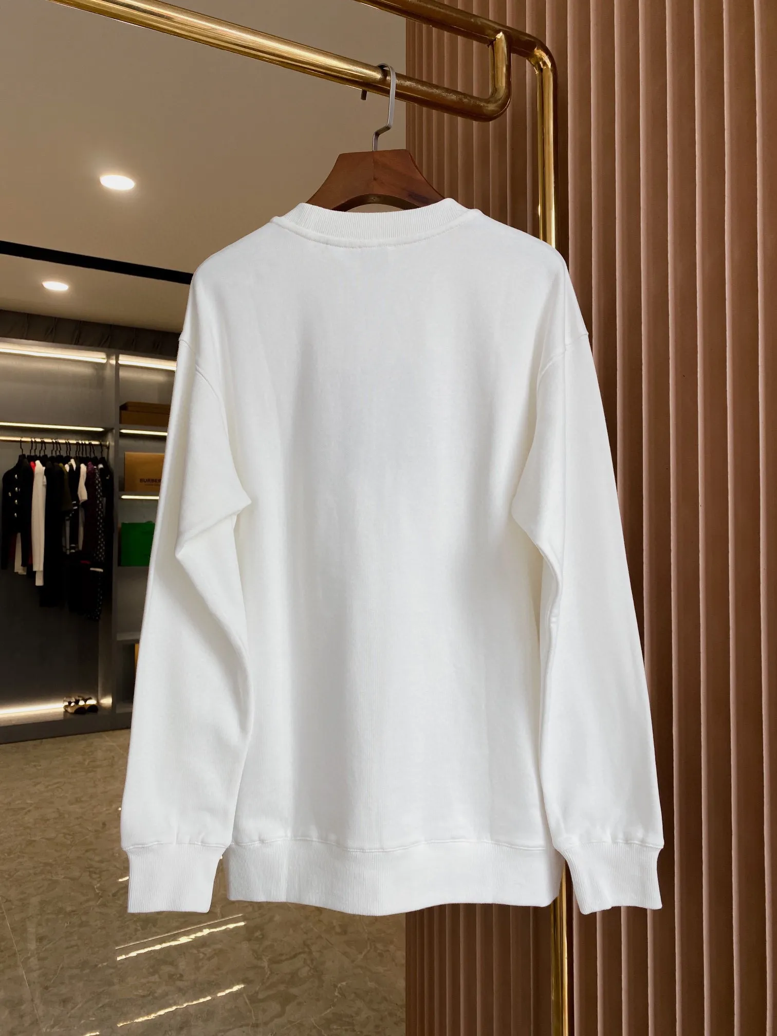 BURBERRY ホワイト刺繍コットンリラックススウェット - 画像 (10)