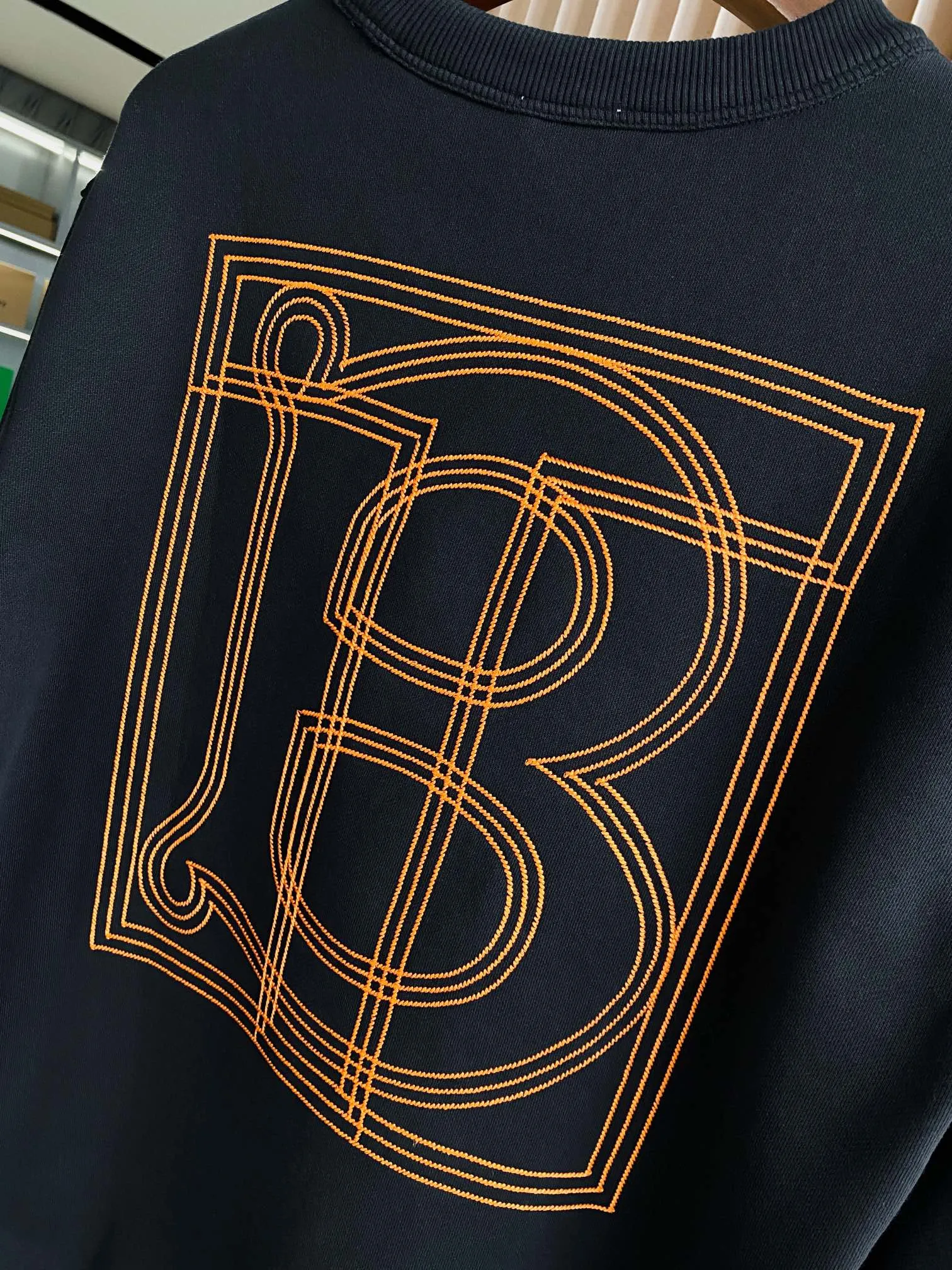 BURBERRY ブラック コットン スウェットシャツ - 画像 (10)