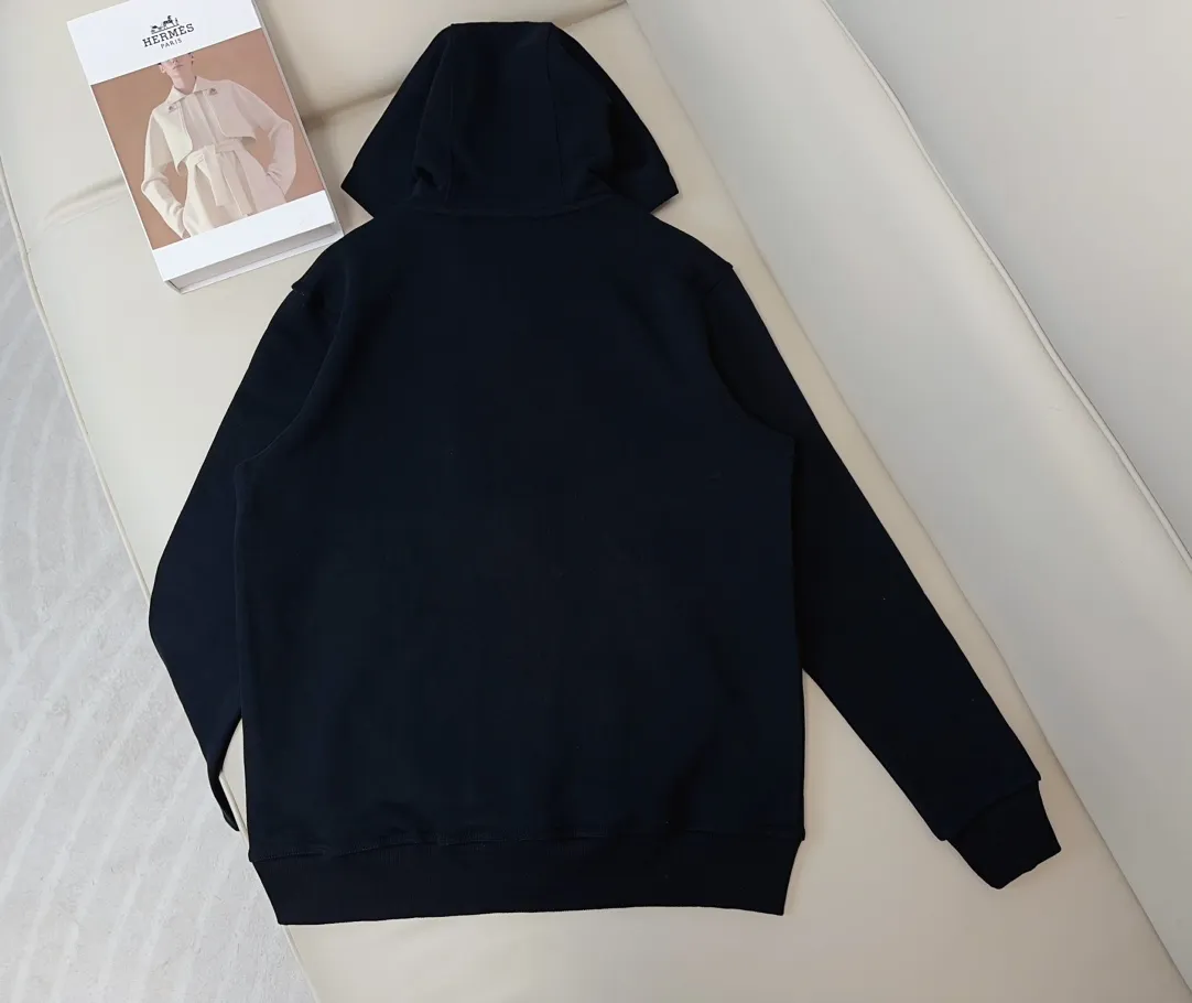 BURBERRY新款発泡戦馬ロゴジップアップフーディーブラック - 画像 (3)